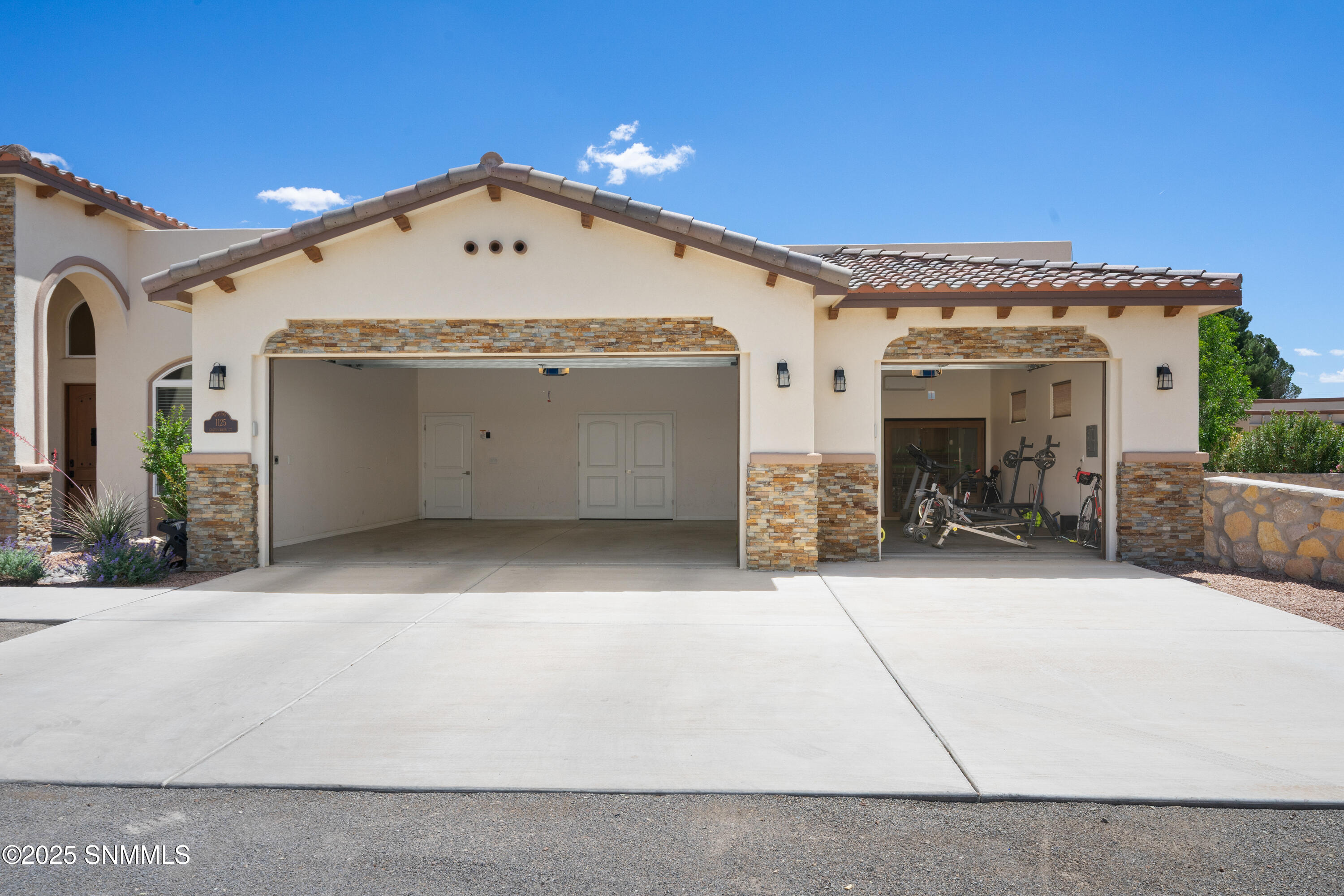 1125 Cactus Wren Court Property Photo 7