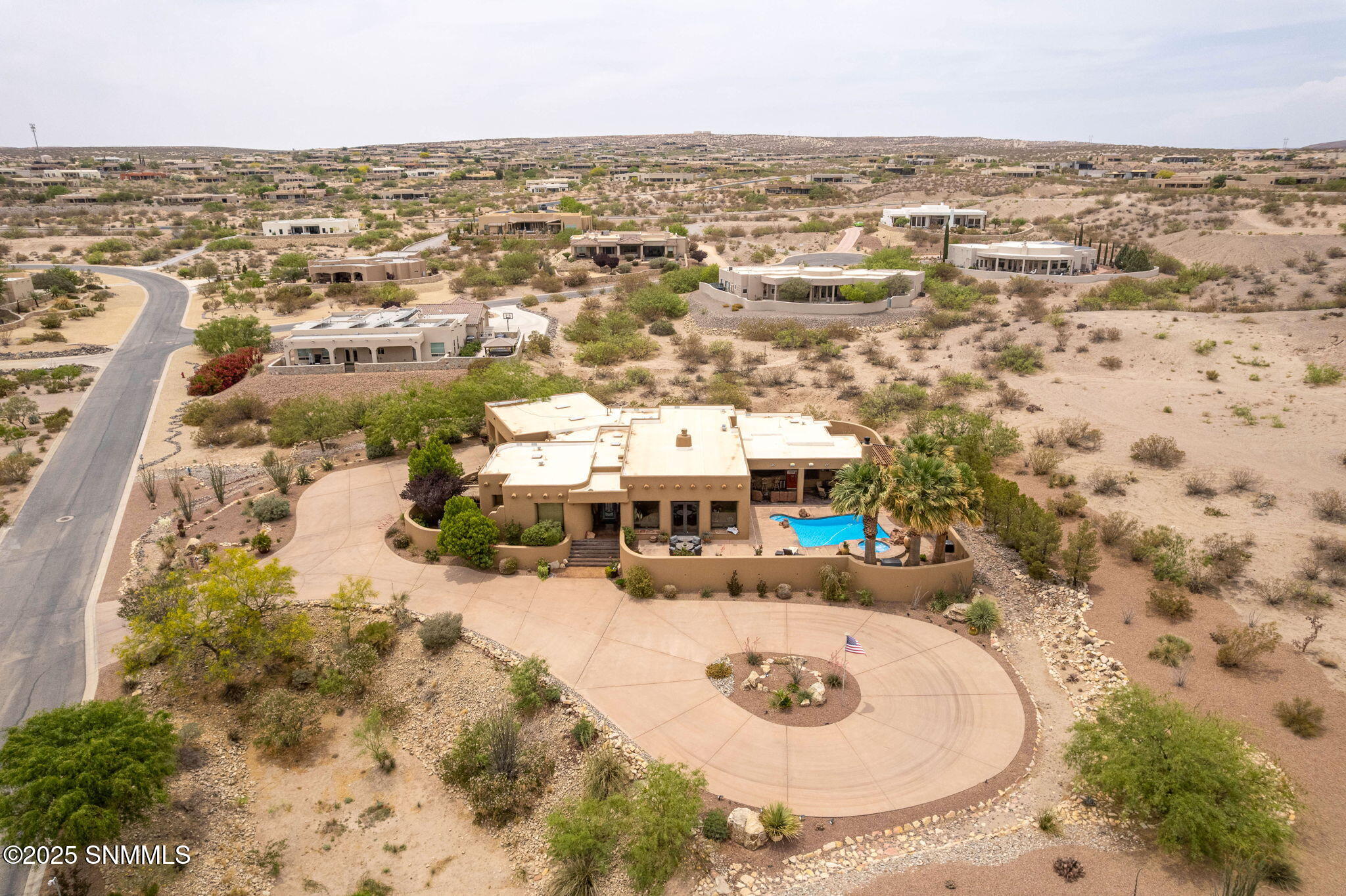 8095 Renoir Loop Property Photo 2
