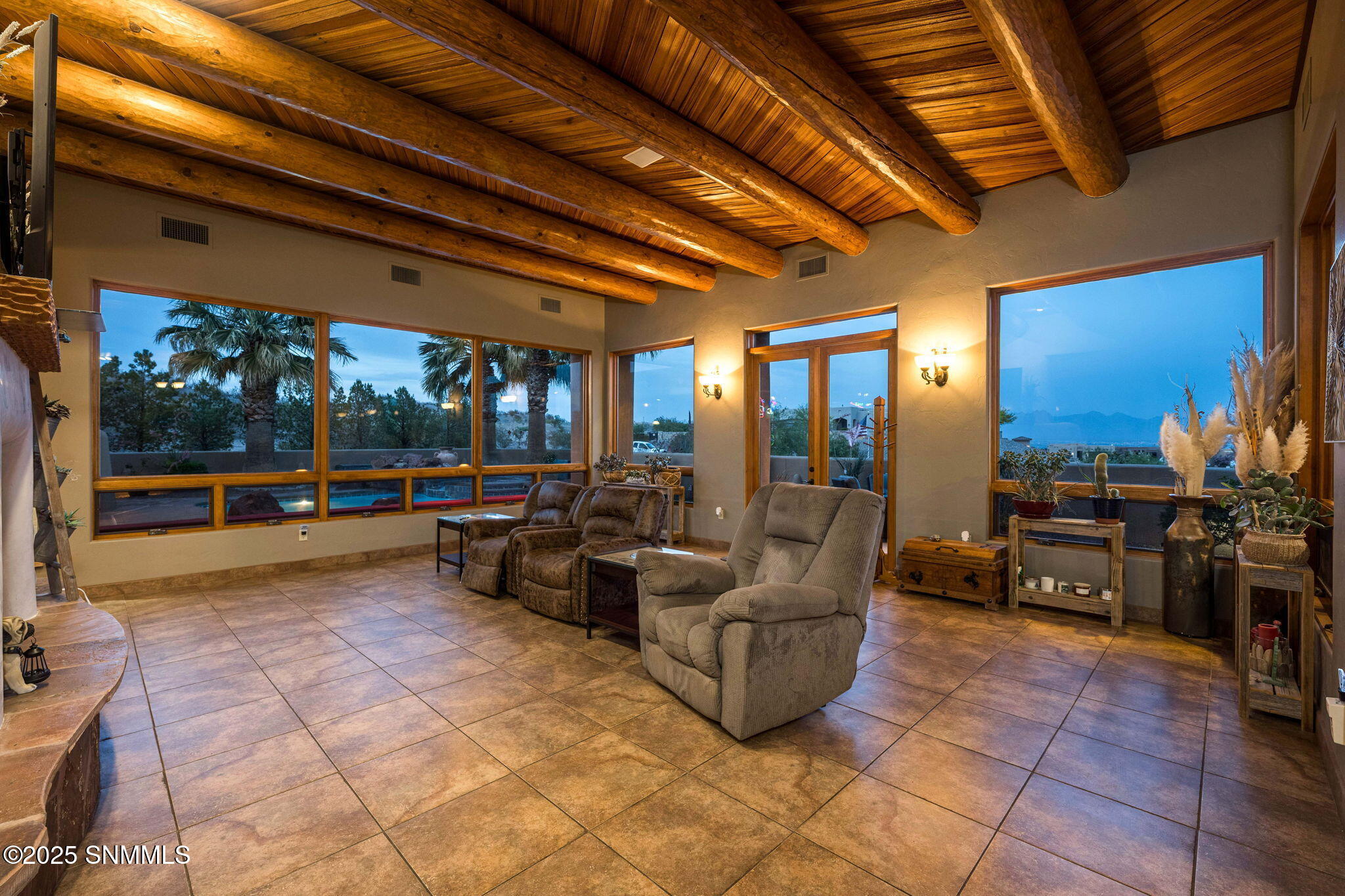 8095 Renoir Loop Property Photo 9