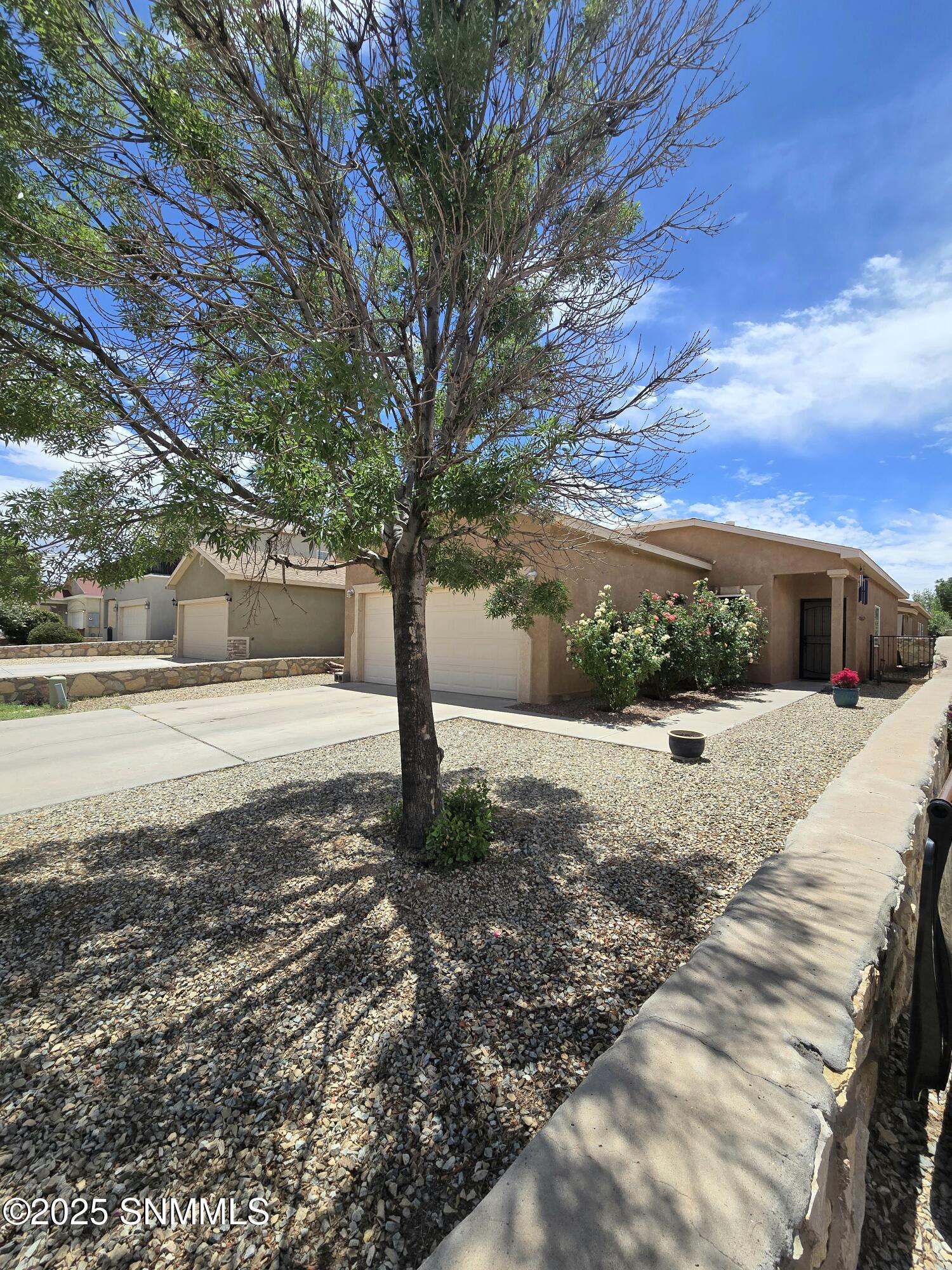 4966 Kenmore Road Property Photo 1