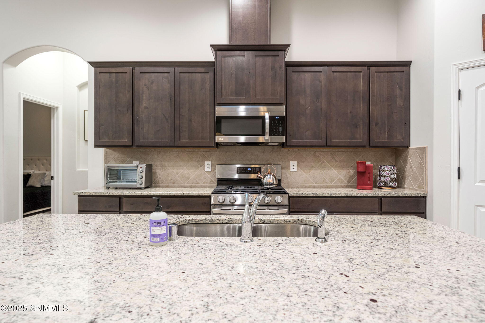 3042 Don Buck Drive Property Photo 12
