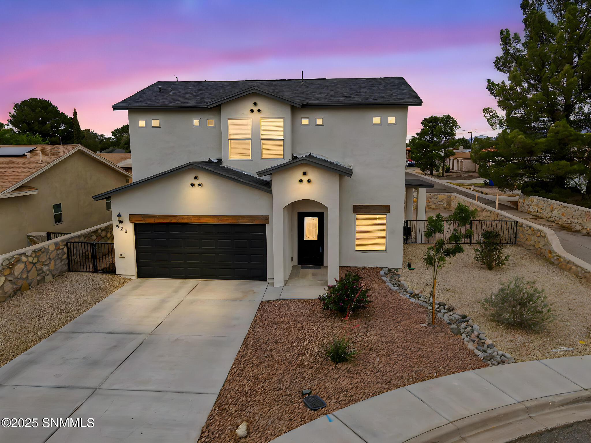 920 Flora Vista Drive Property Photo 1