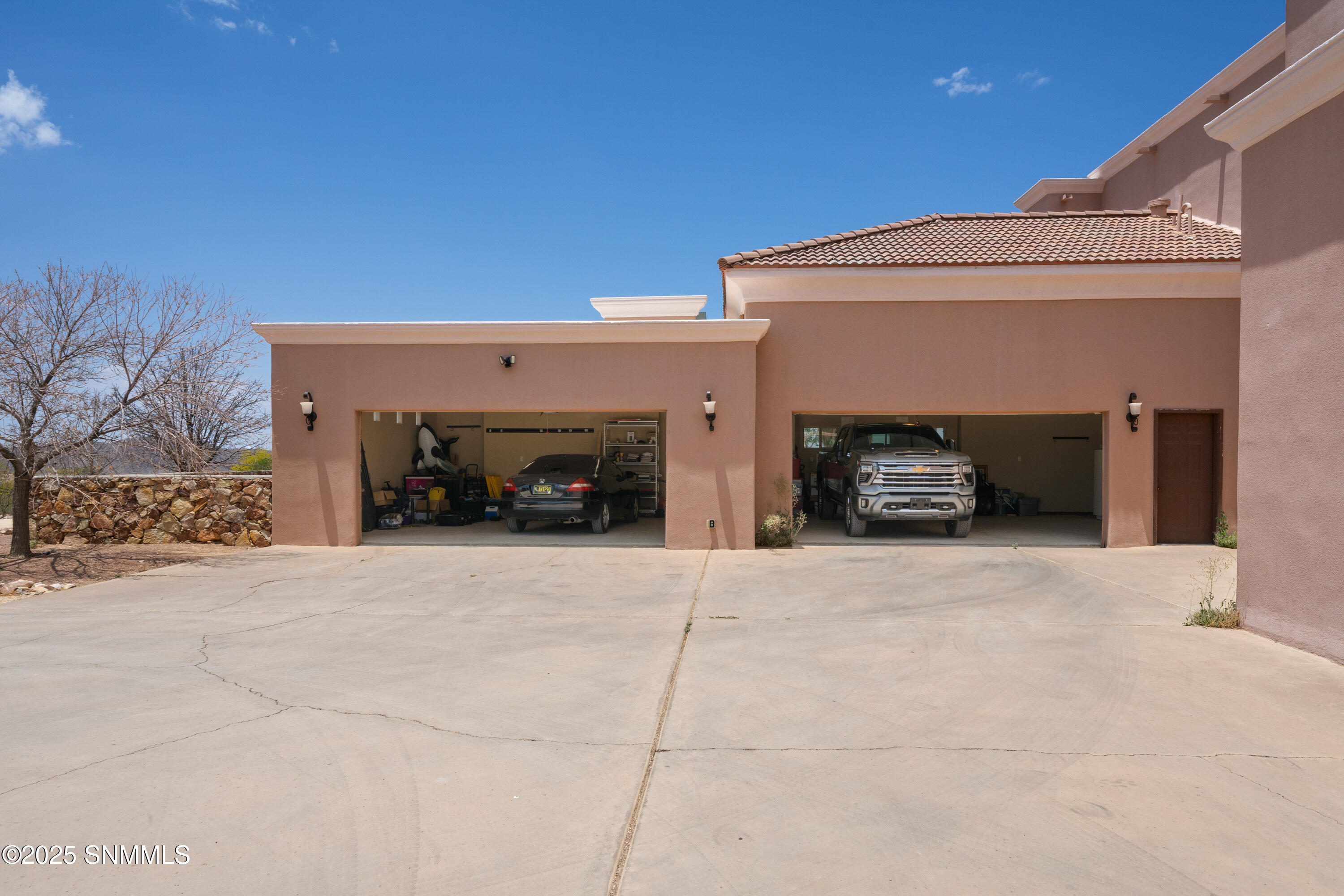 9770 Desert Mirage Drive Property Photo 10