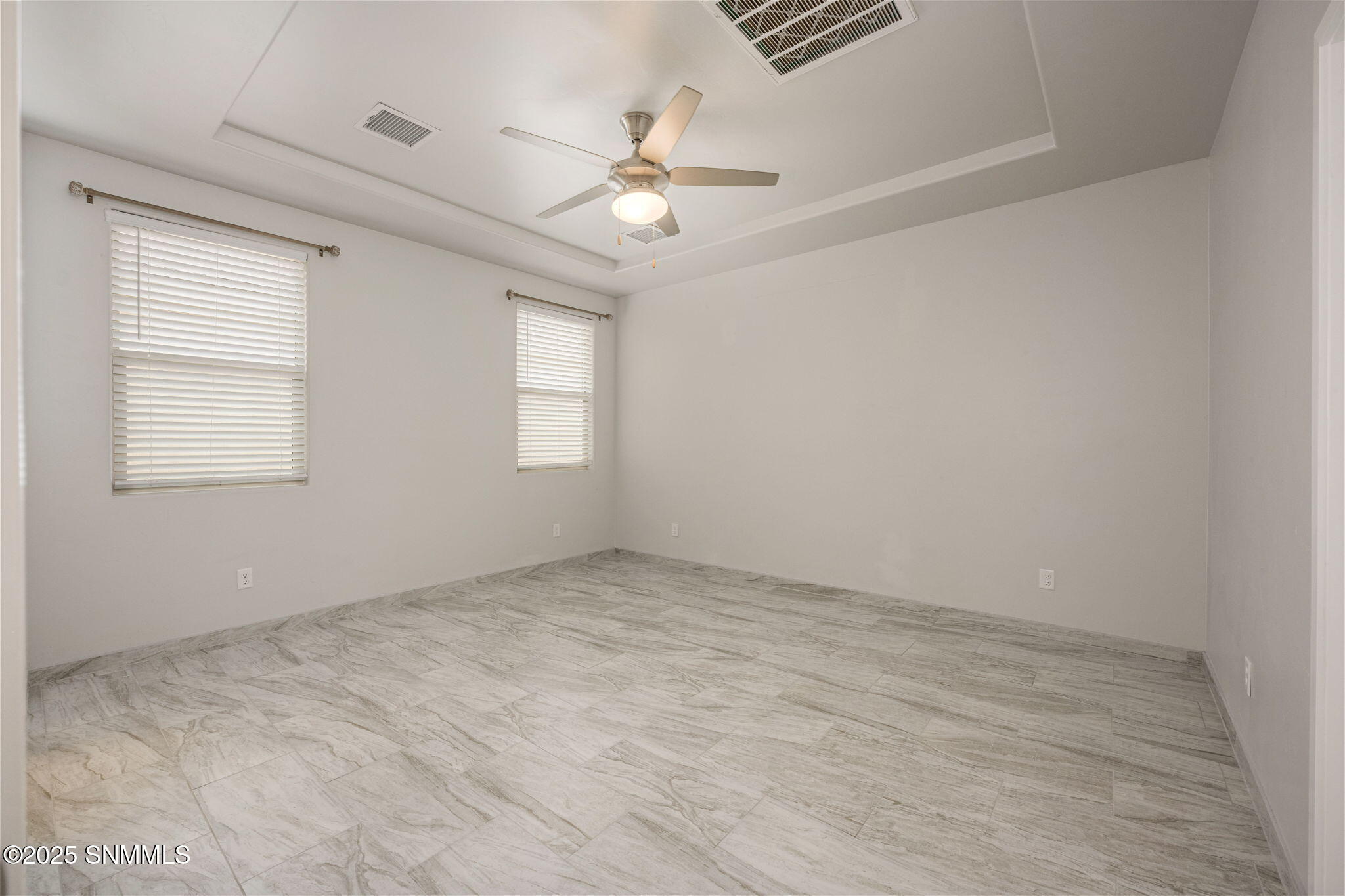 4650 Elsinore Avenue Property Photo 16