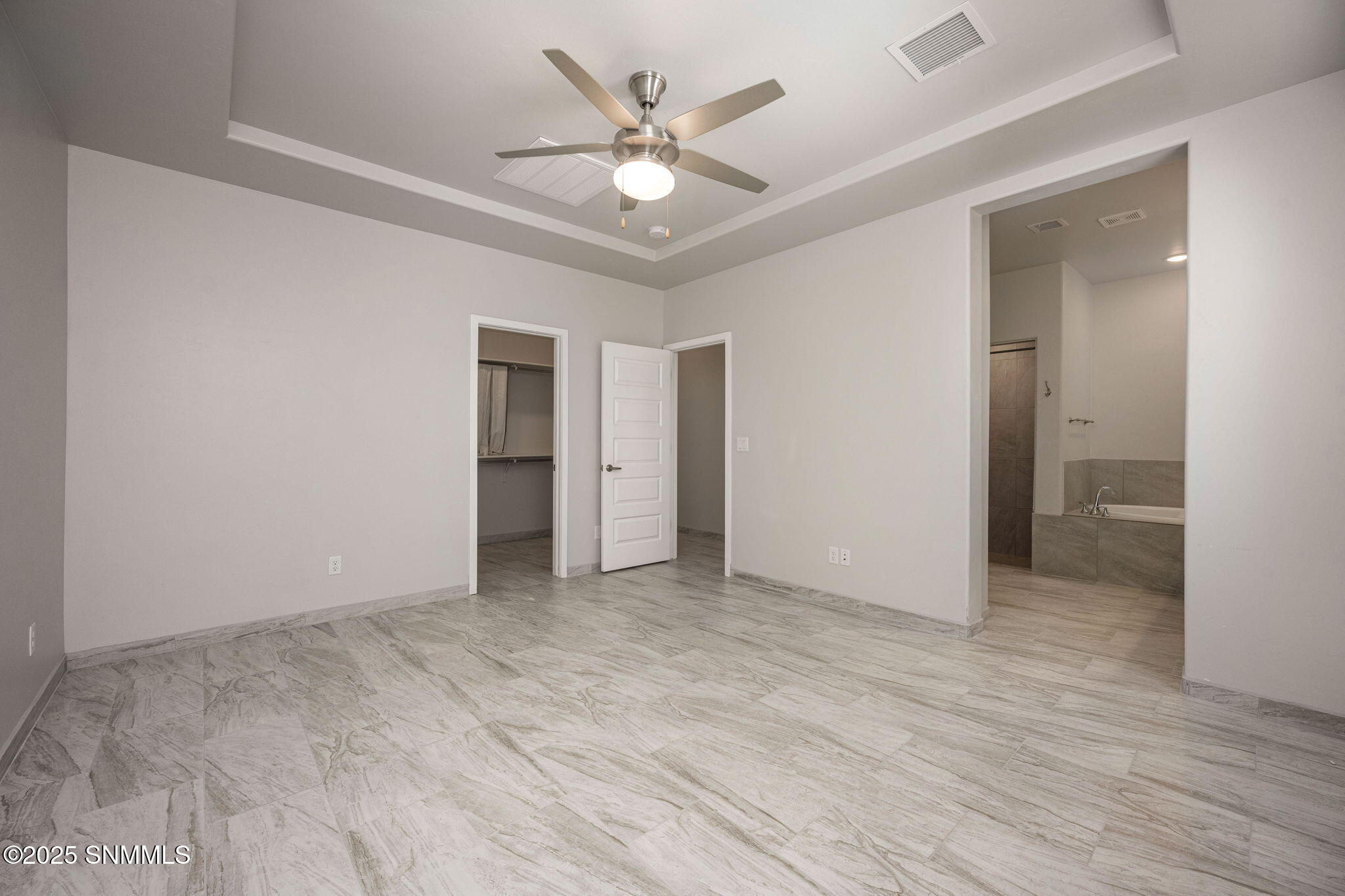 4650 Elsinore Avenue Property Photo 17