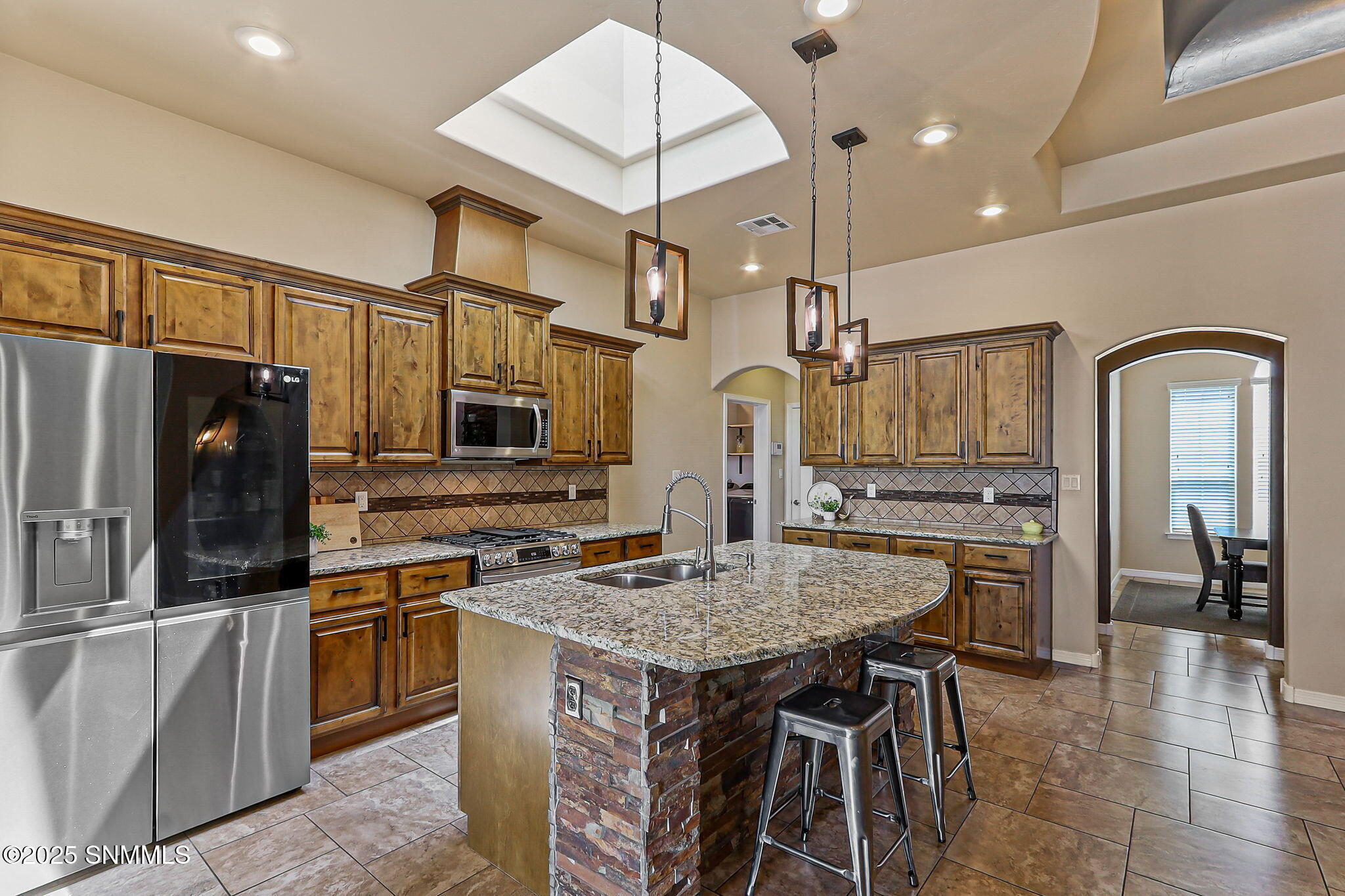 2403 Tesuque Place Property Photo 1