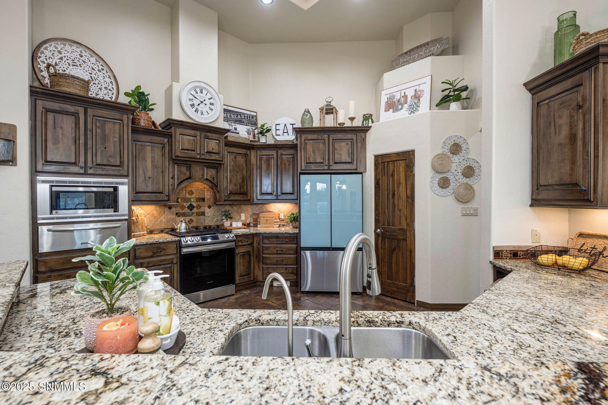 4323 Santa Lucia Arc Property Photo 16
