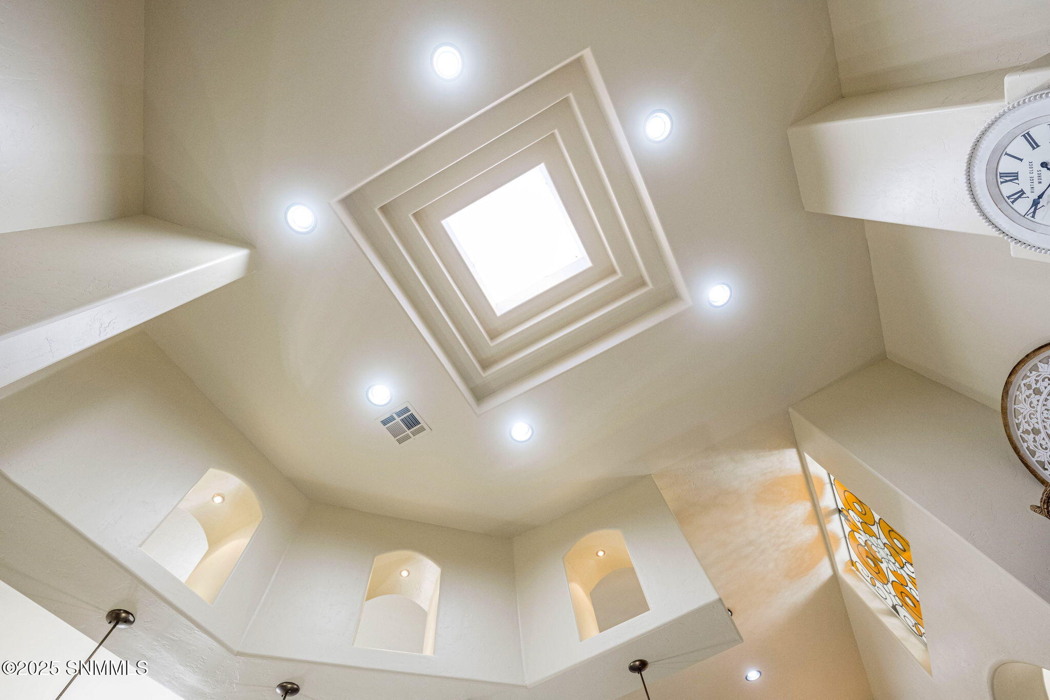 4323 Santa Lucia Arc Property Photo 18