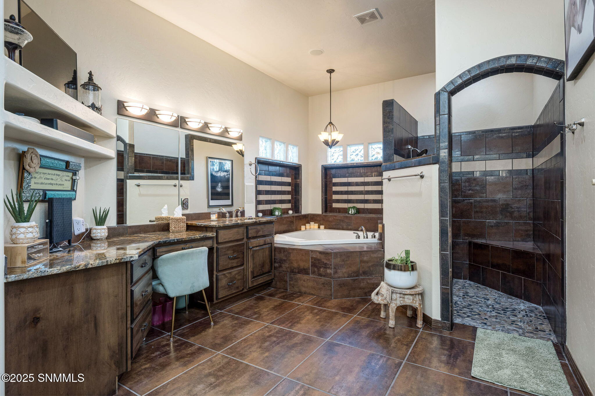 4323 Santa Lucia Arc Property Photo 32