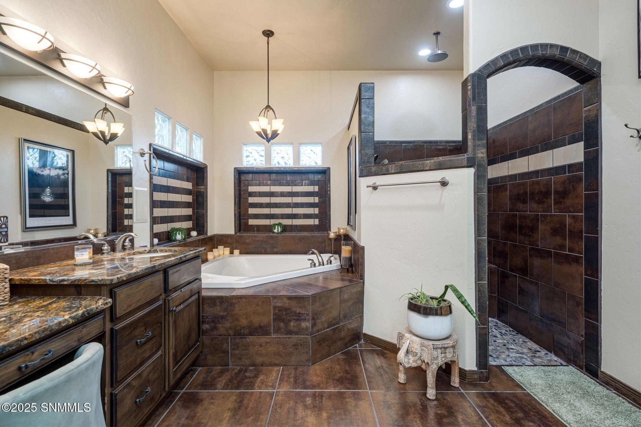 4323 Santa Lucia Arc Property Photo 33
