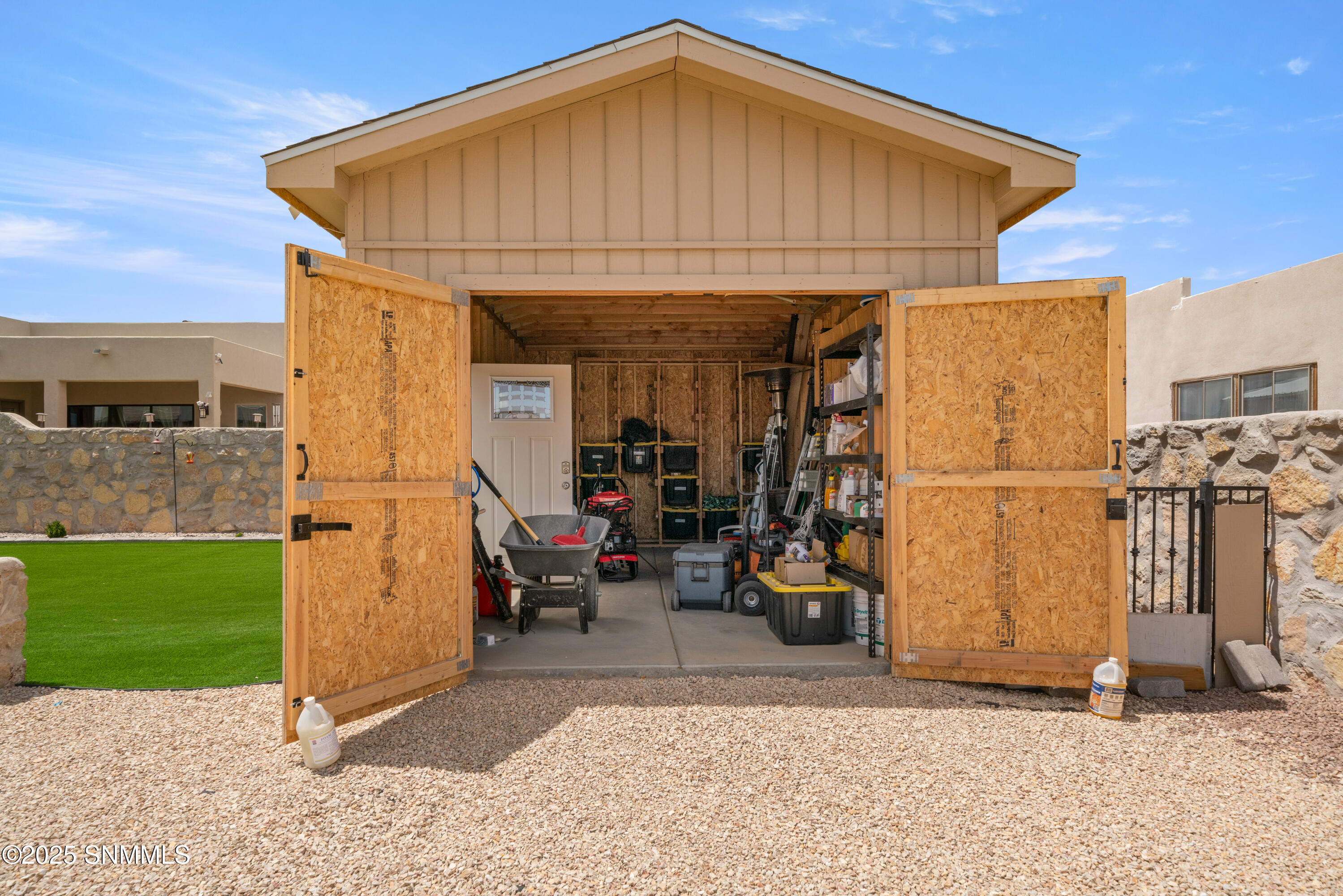 380 Leghorn Property Photo 45