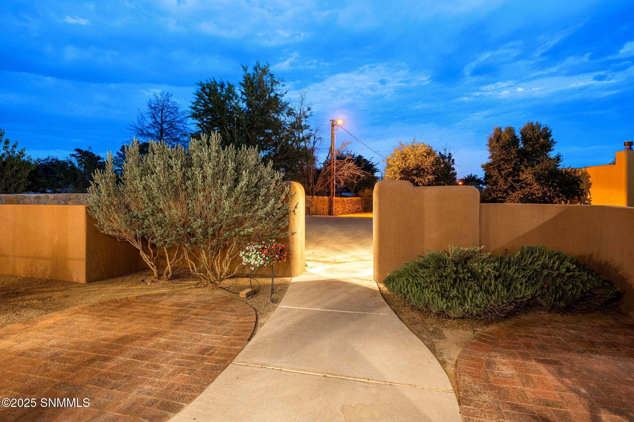 2160 Calle Del Norte Property Photo 3