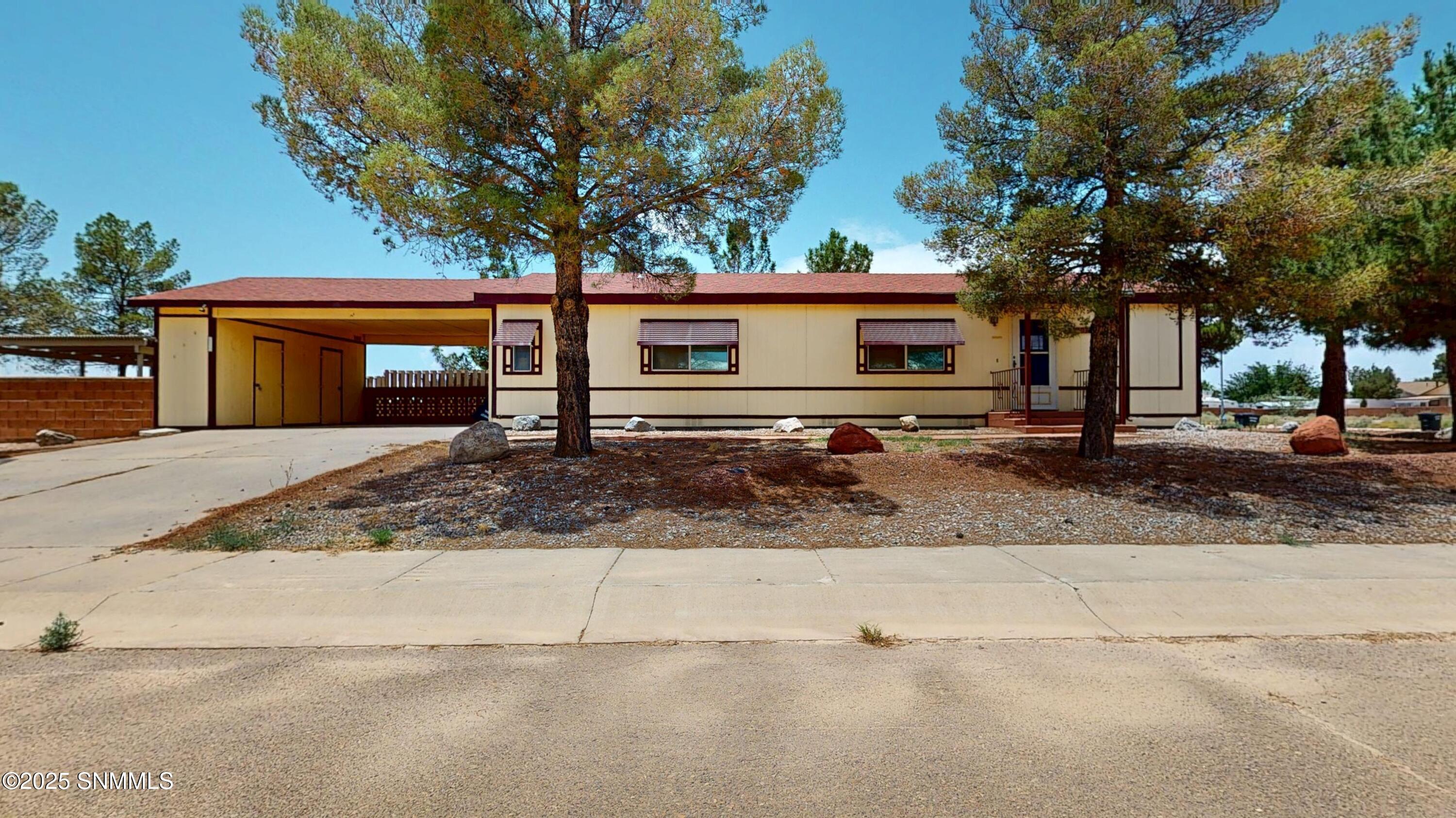 2603 Endeavour Avenue Property Photo 1