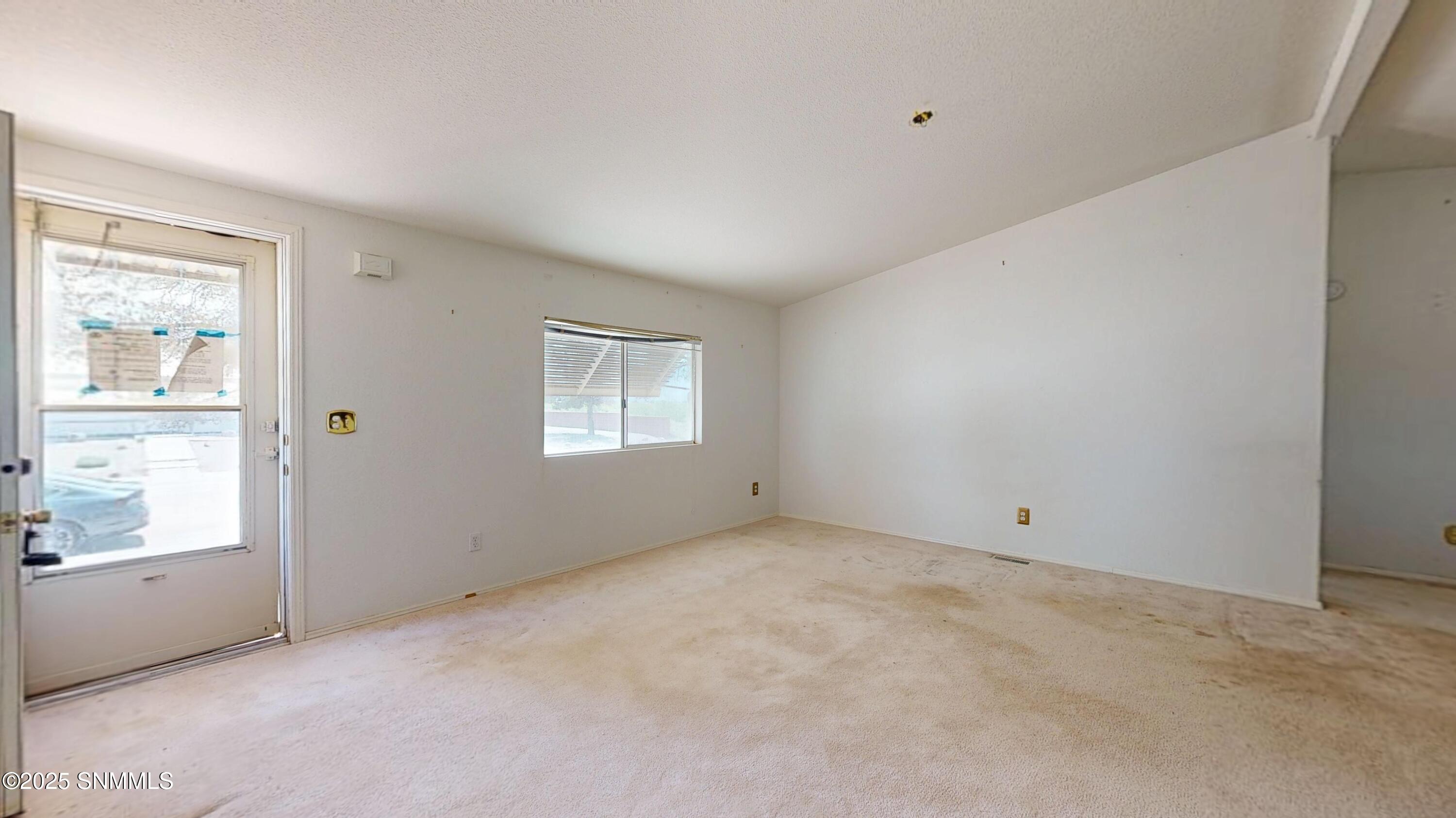 2603 Endeavour Avenue Property Photo 3