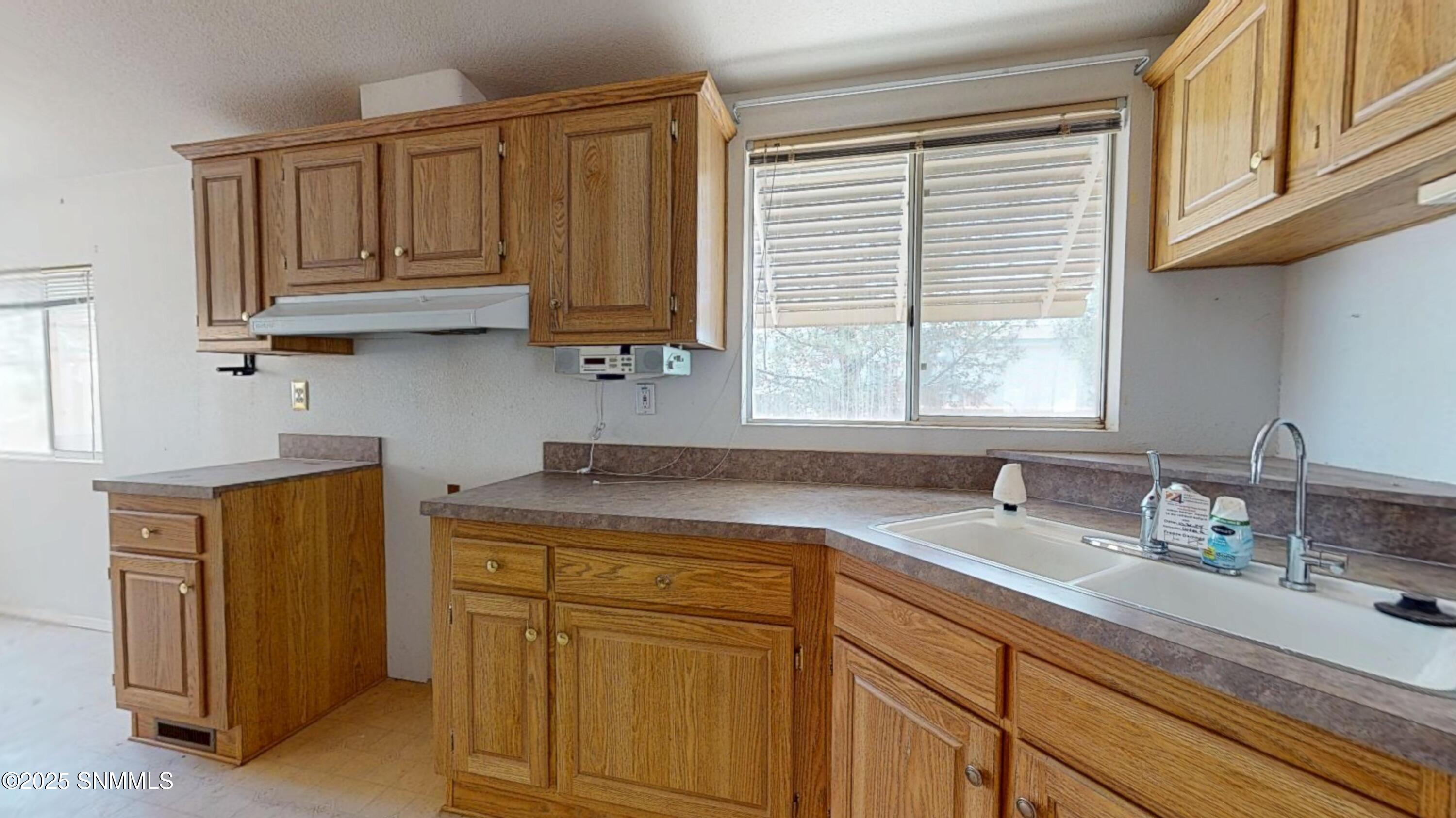 2603 Endeavour Avenue Property Photo 10