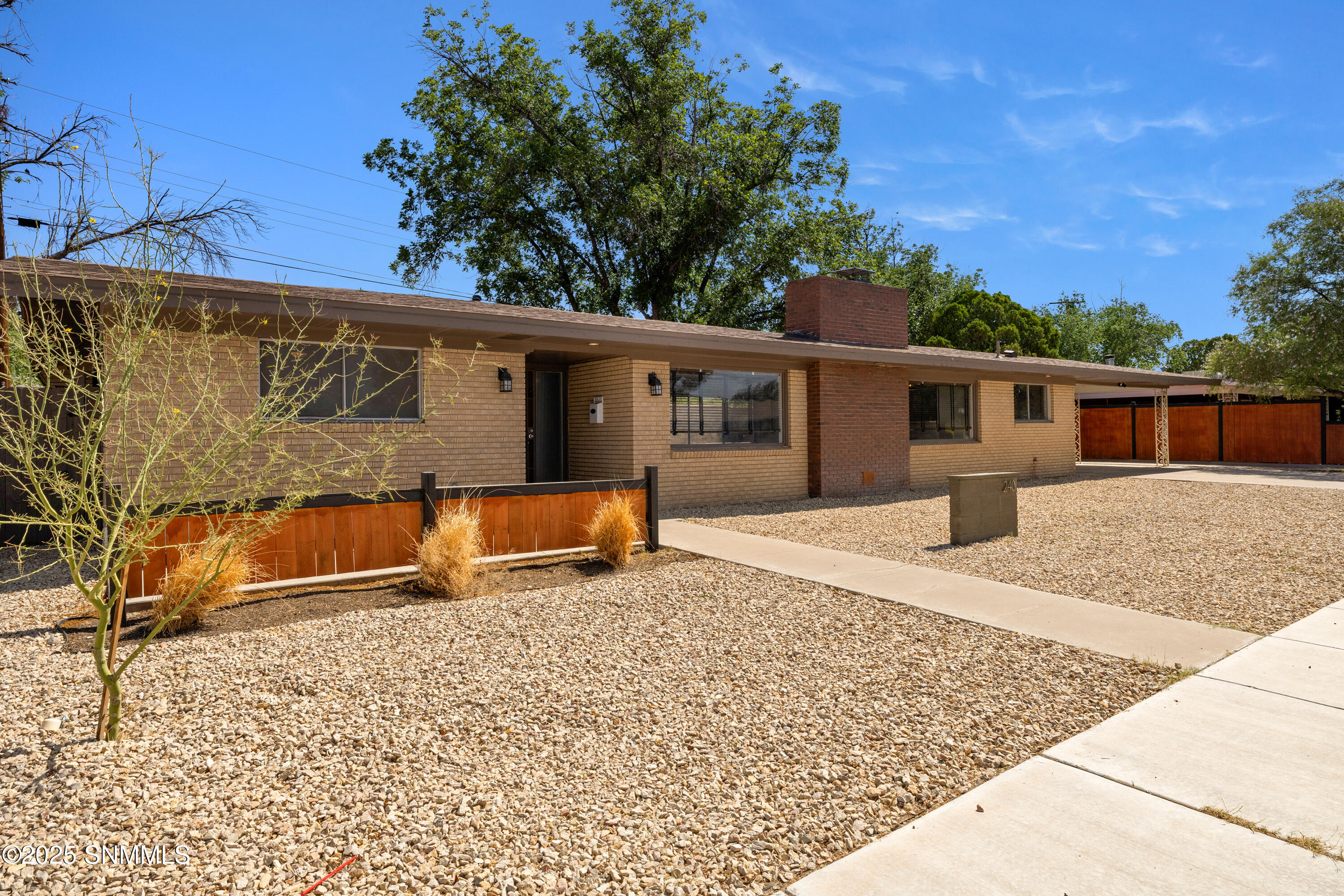 240 Townsend Terrace Property Photo 1