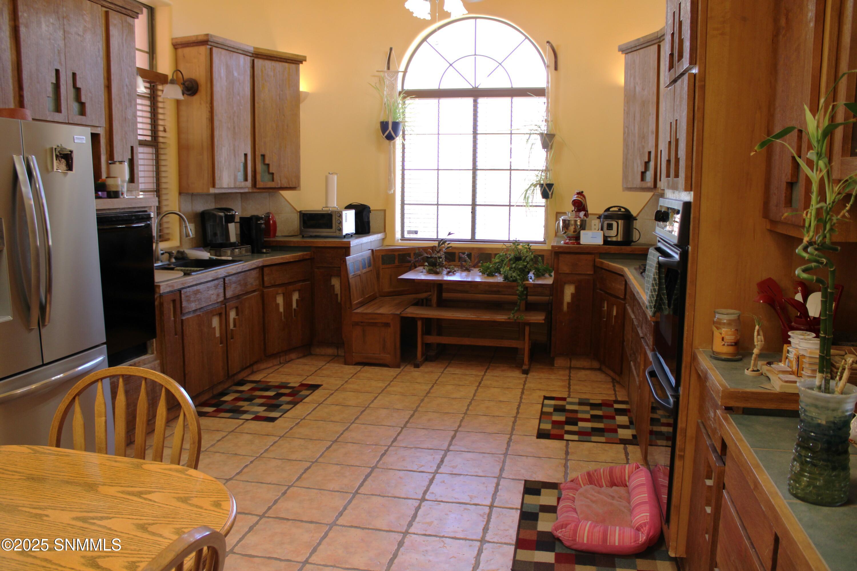 3640 Majestic View Sw Property Photo 5