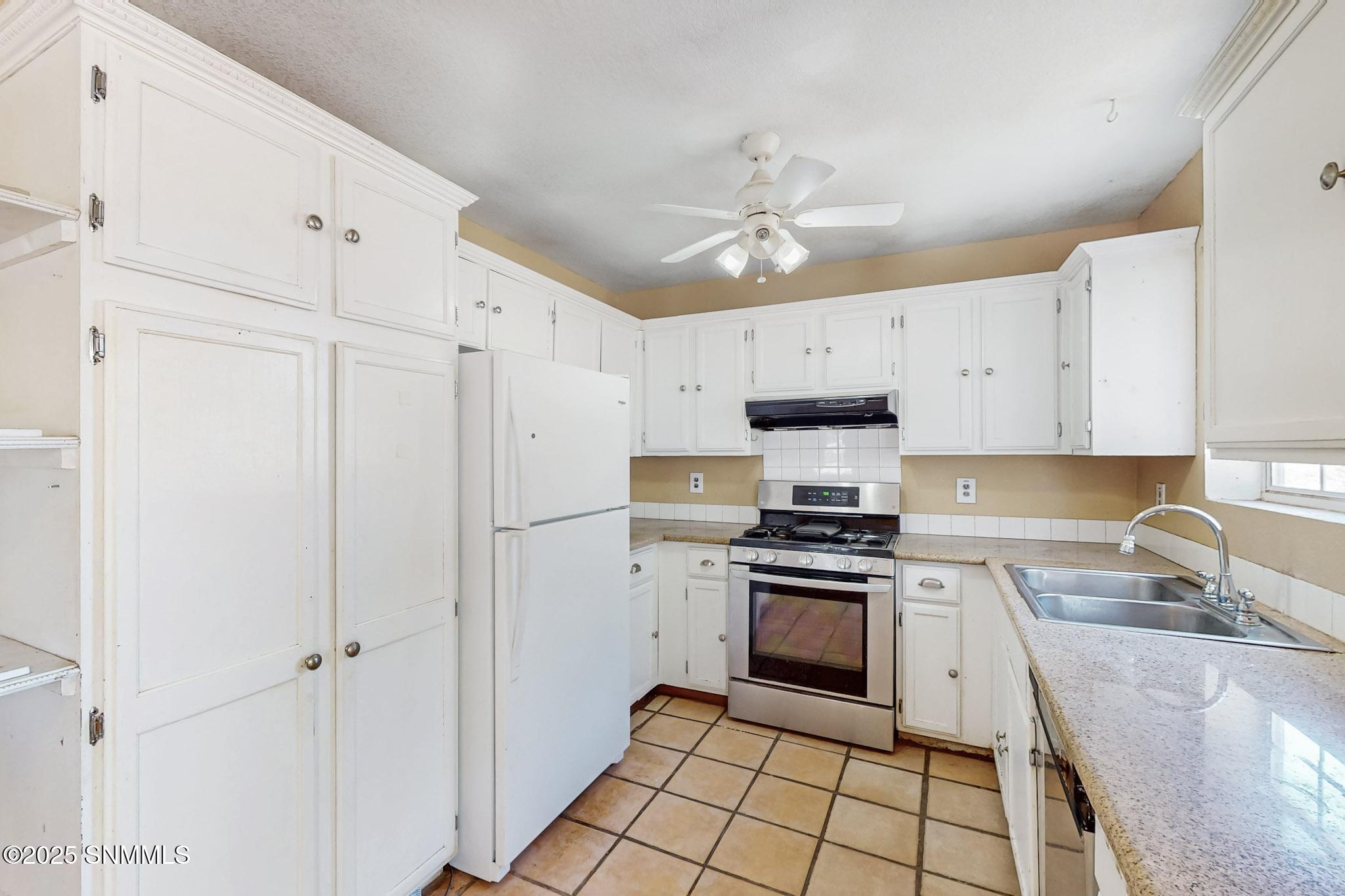 505 Sams Way Property Photo 18