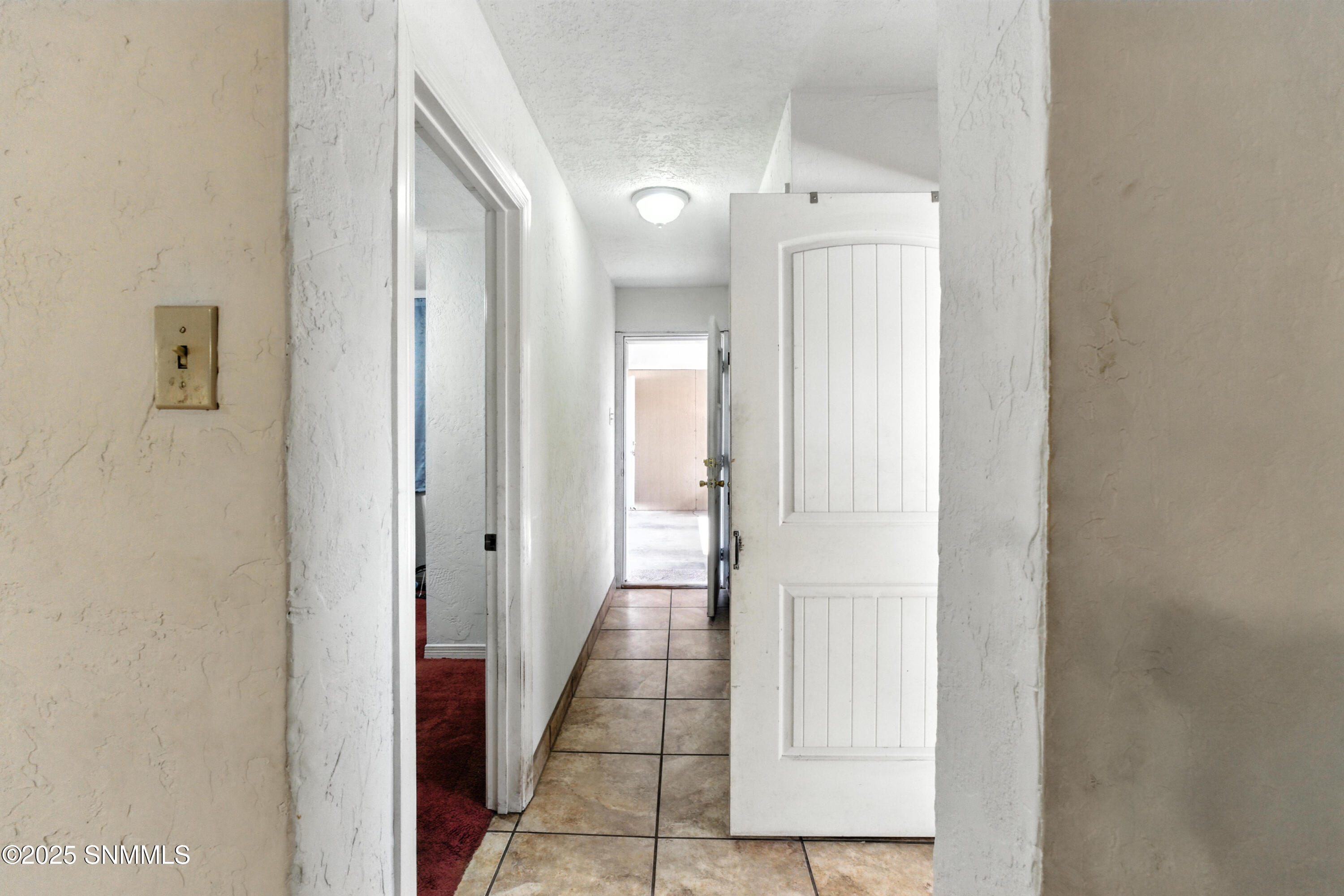 525 S Espina Street Property Photo 12