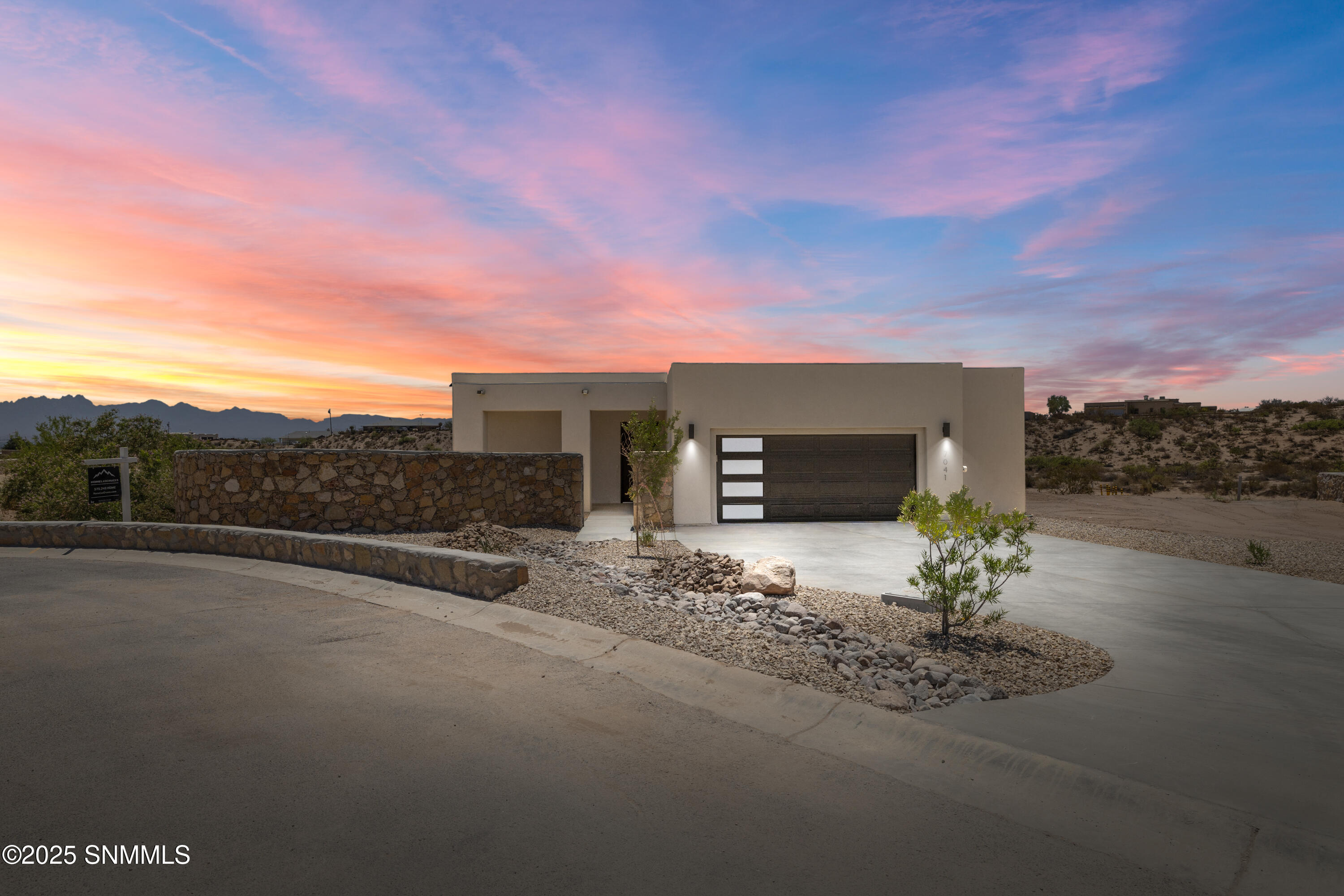 7041 Purple Mountain Avenue Property Photo 1