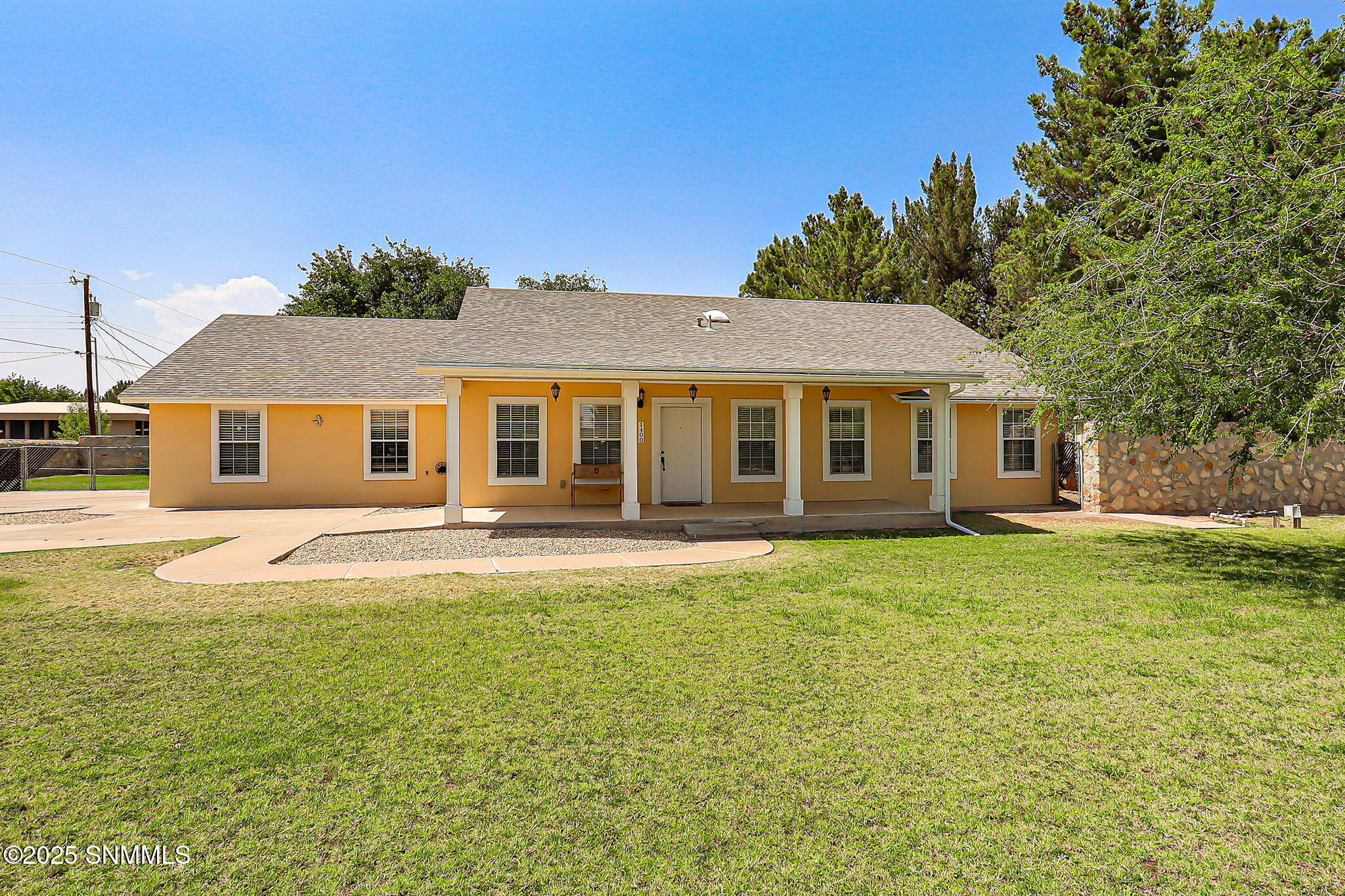 1400 Rayos De Luna Property Photo 1