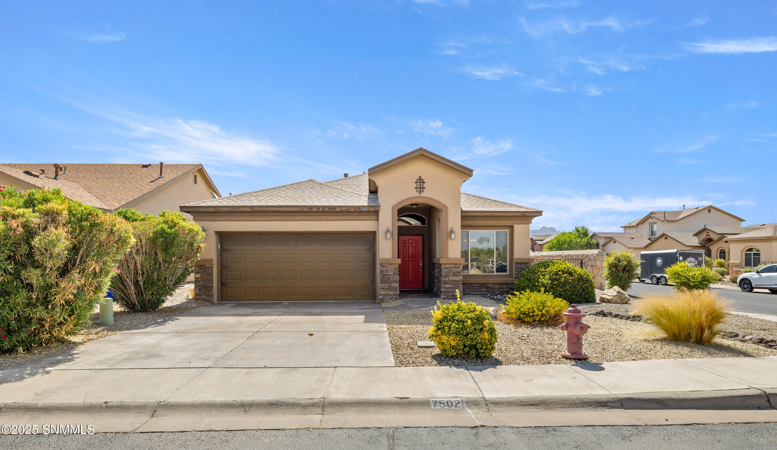 7502 Sierra Bella Place Property Photo 2