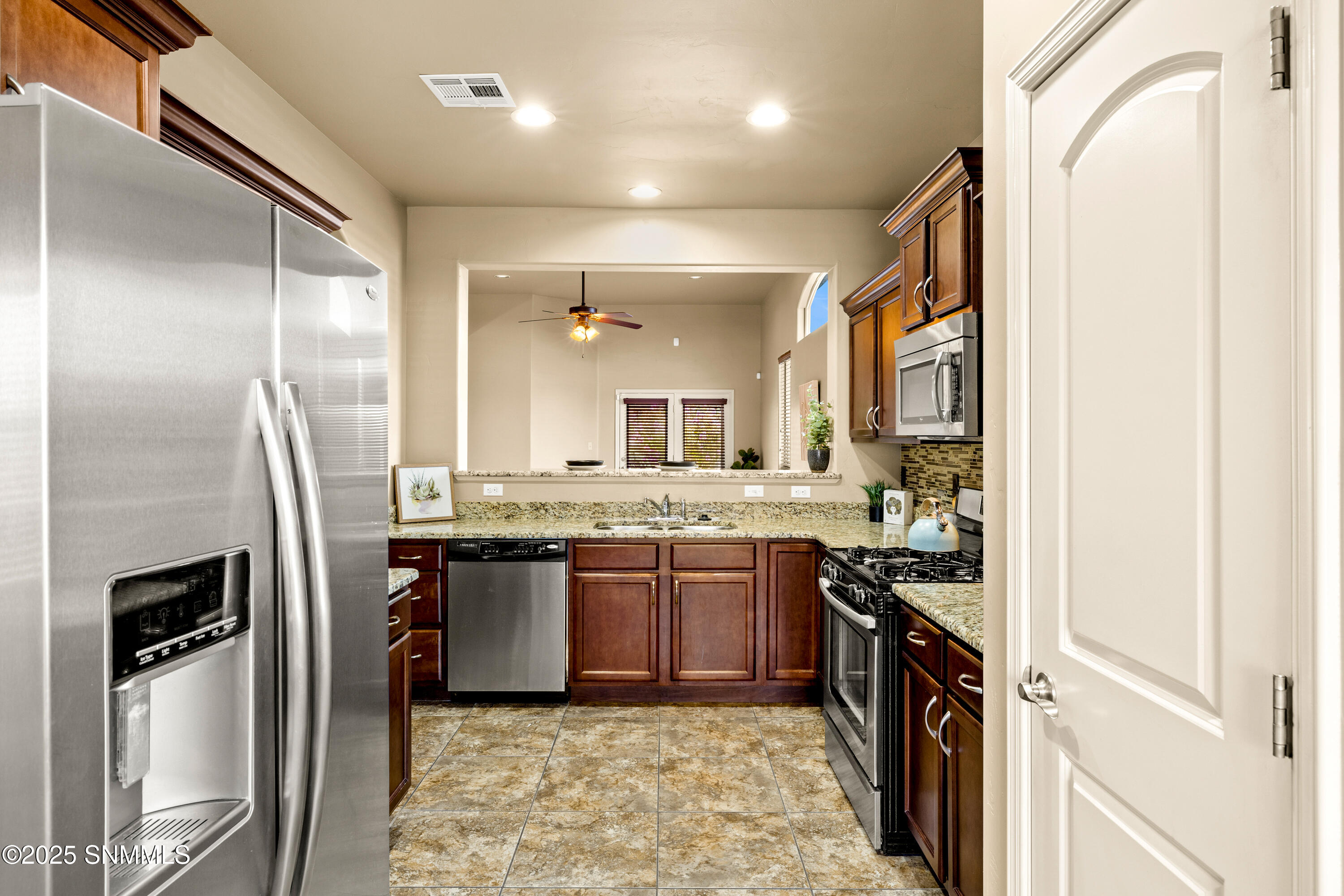 7502 Sierra Bella Place Property Photo 7