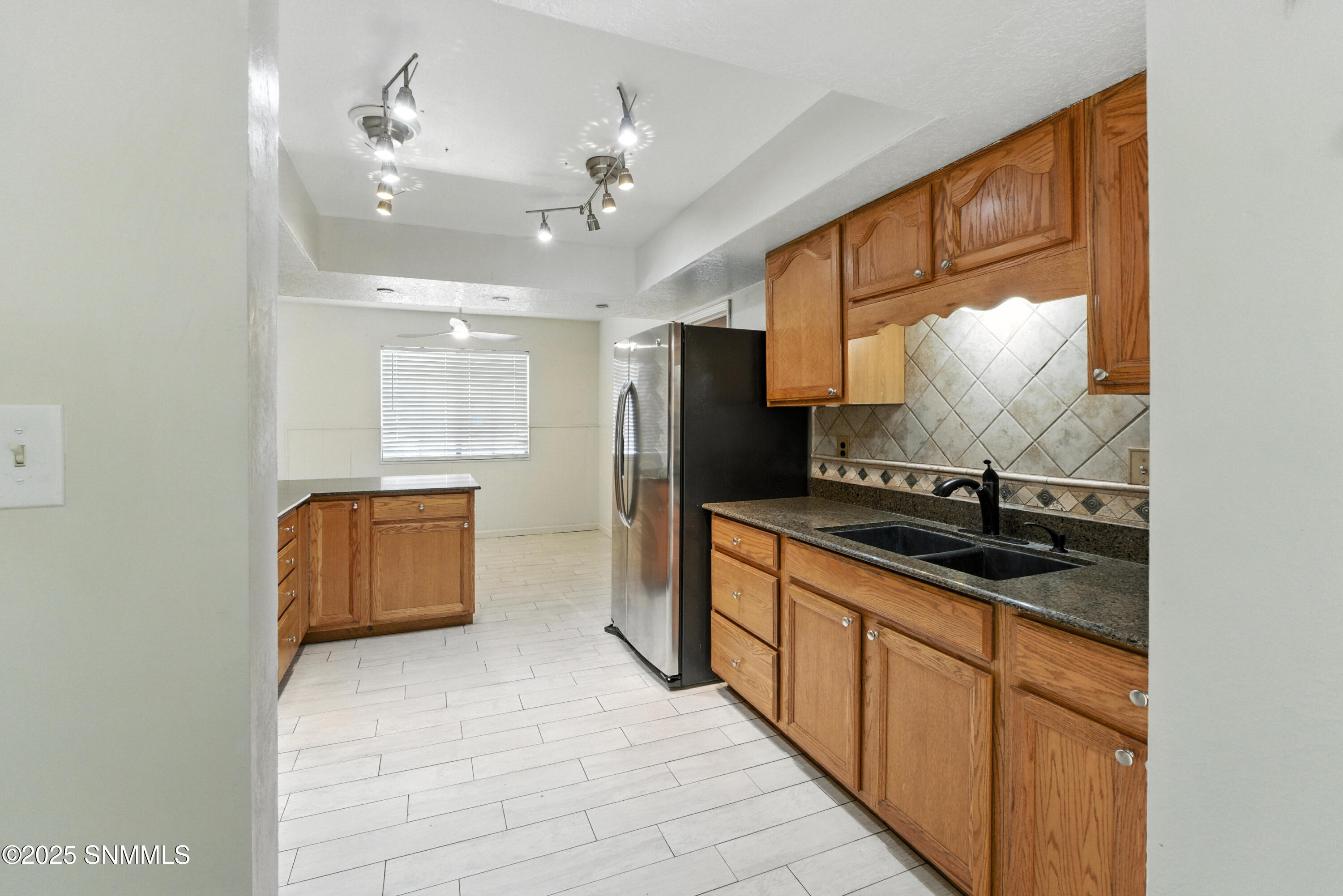 2012 Anita Drive Property Photo 3