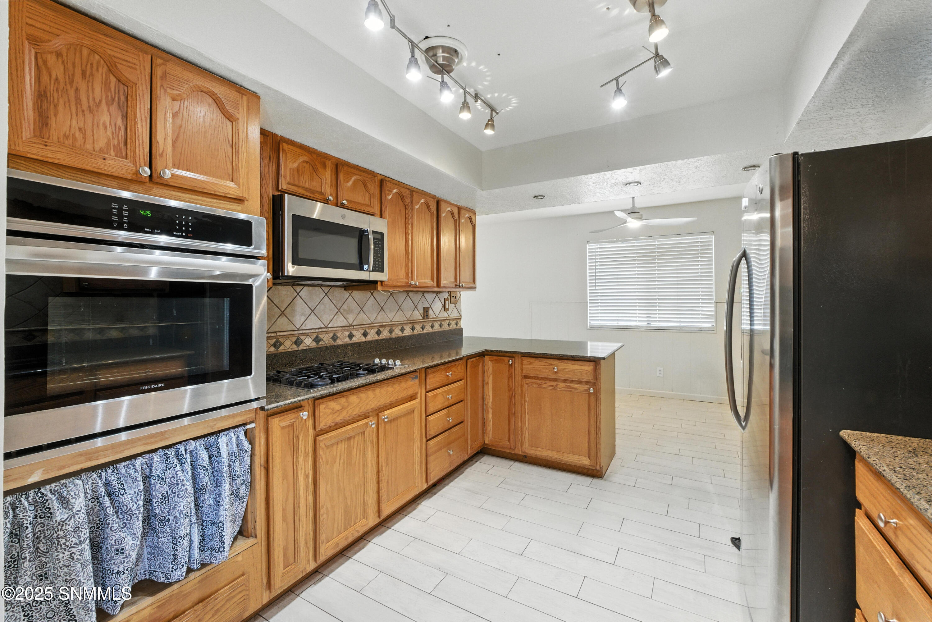 2012 Anita Drive Property Photo 4