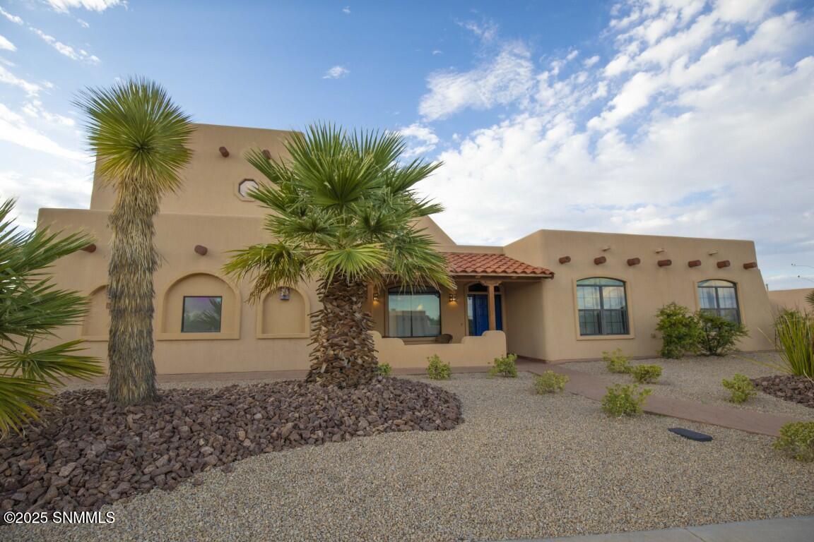 7146 CAMINO BLANCO Property Photo 1