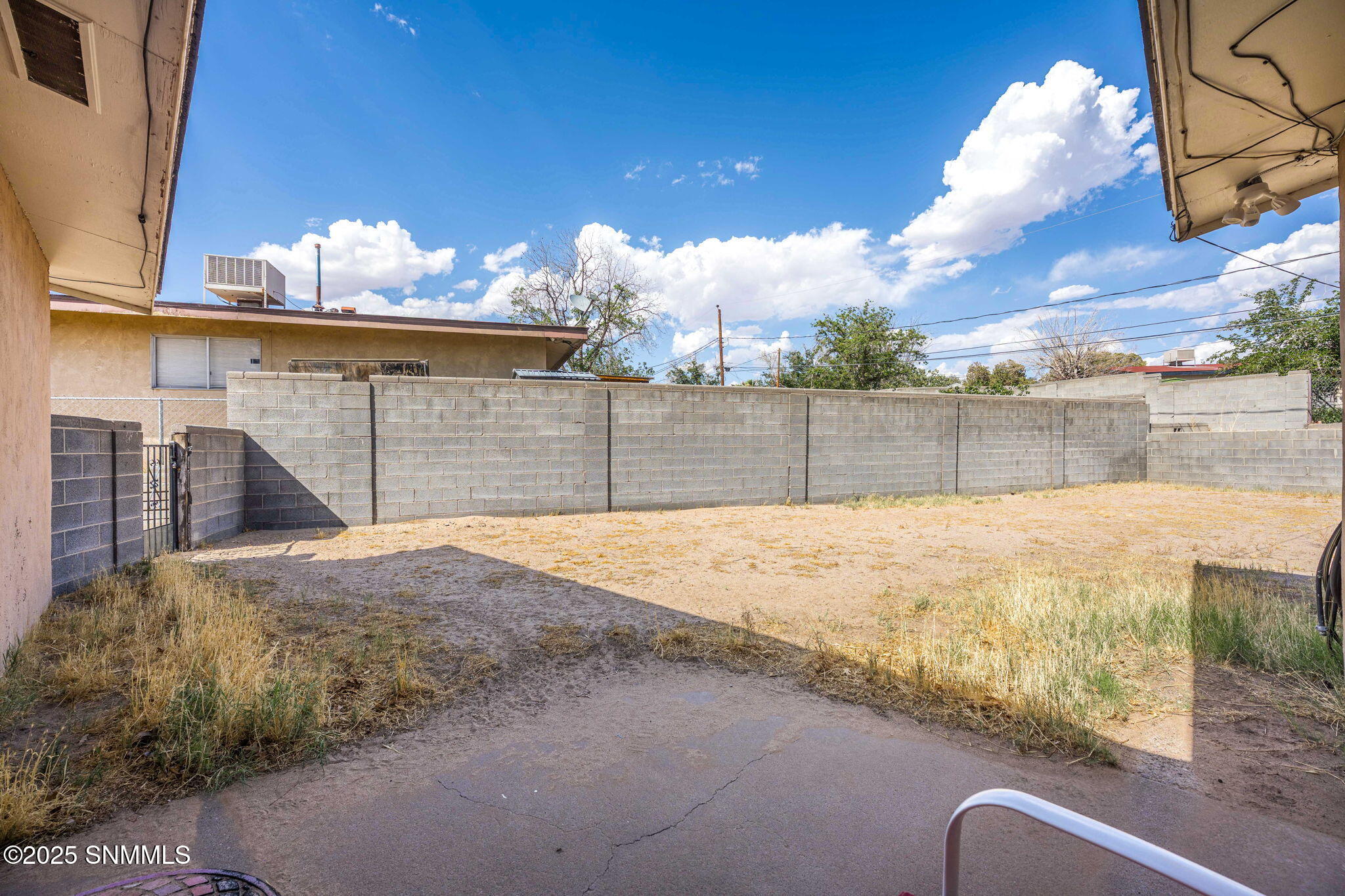1900 Darlene Drive Property Photo 27