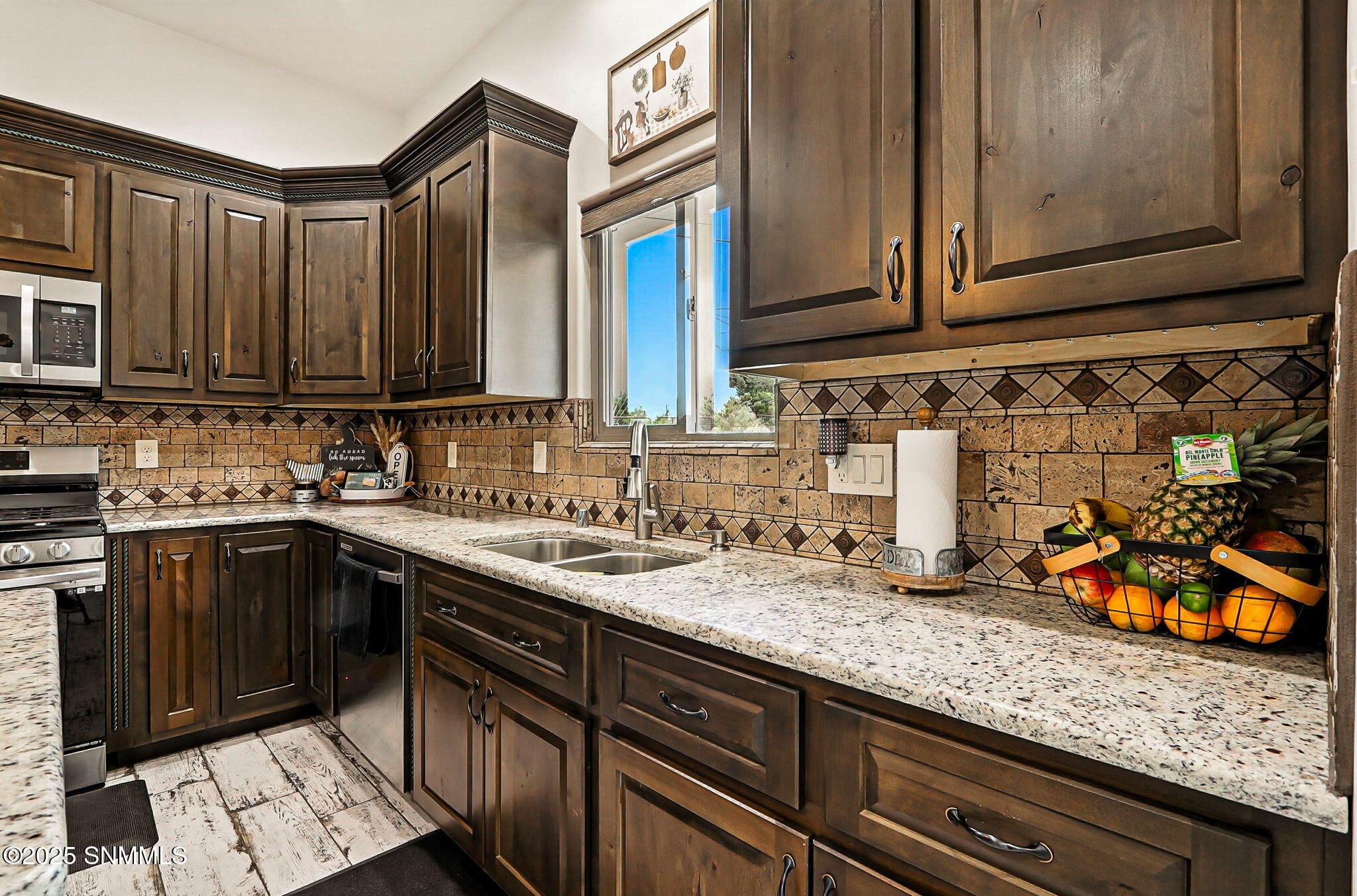 4640 El Nido Road Property Photo 15