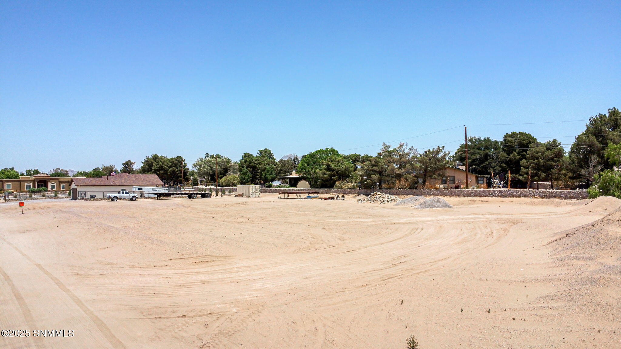 4640 El Nido Road Property Photo 52
