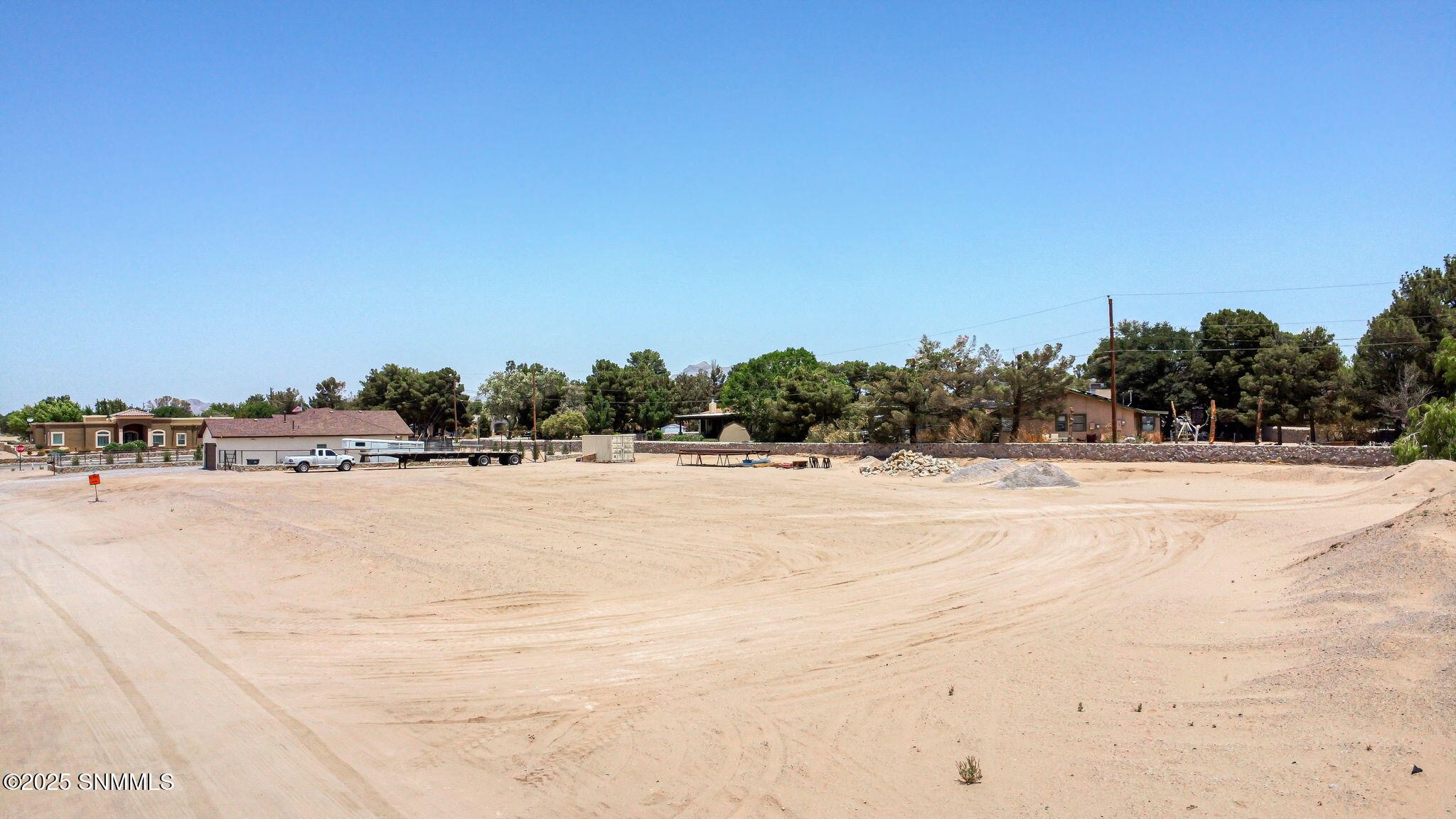 4640 El Nido Road Property Photo 53