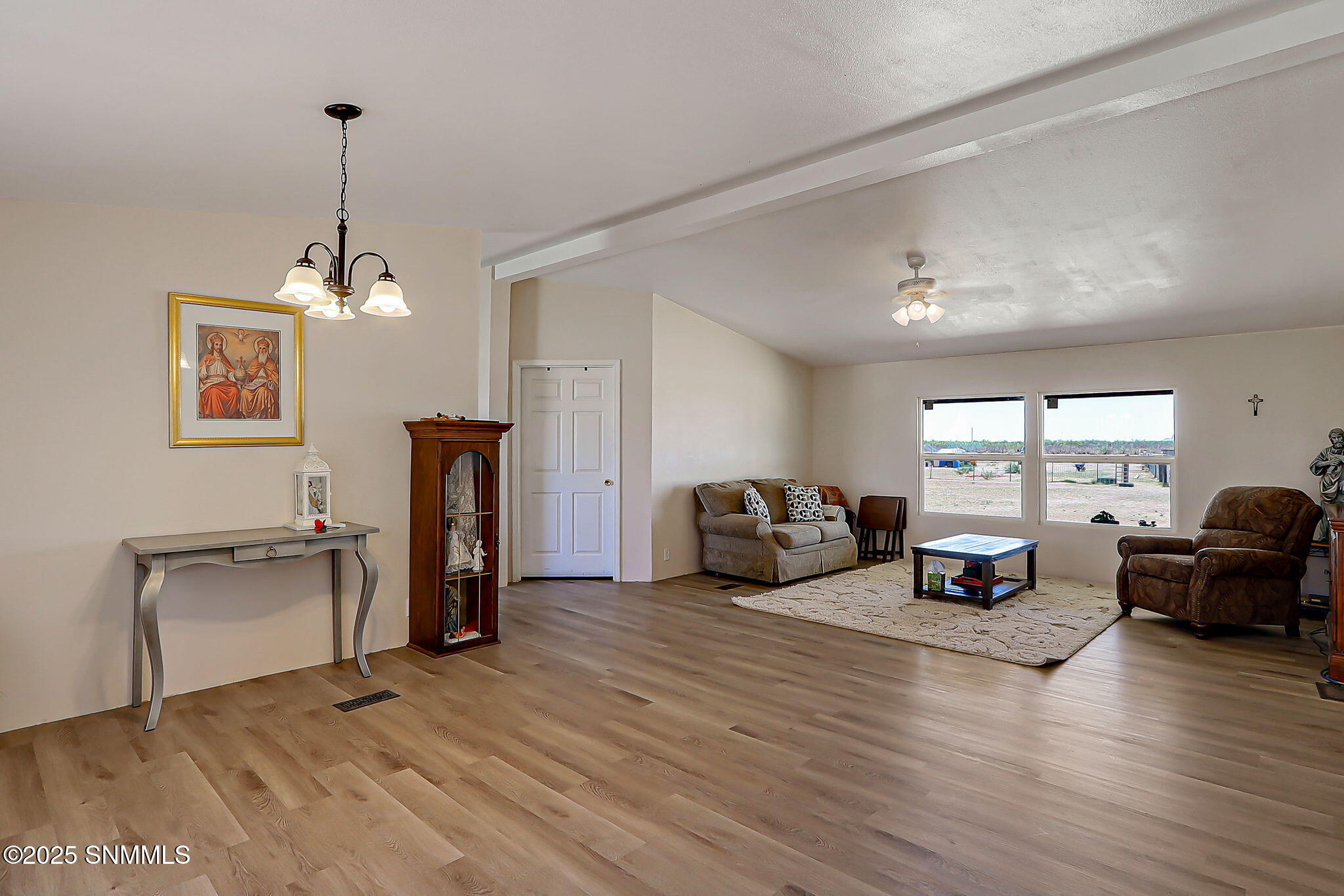 1209 Hueco Street Property Photo 10