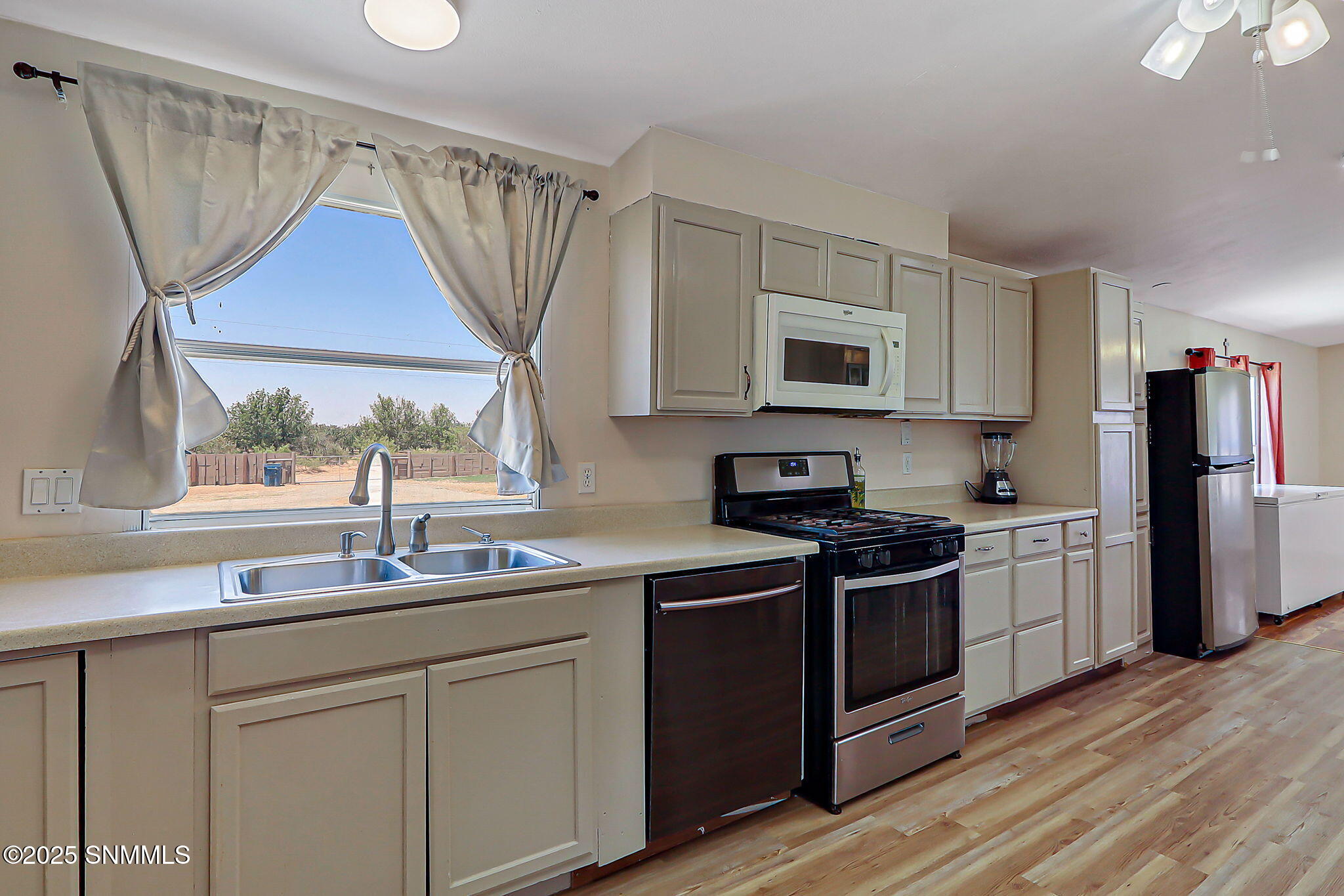1209 Hueco Street Property Photo 16
