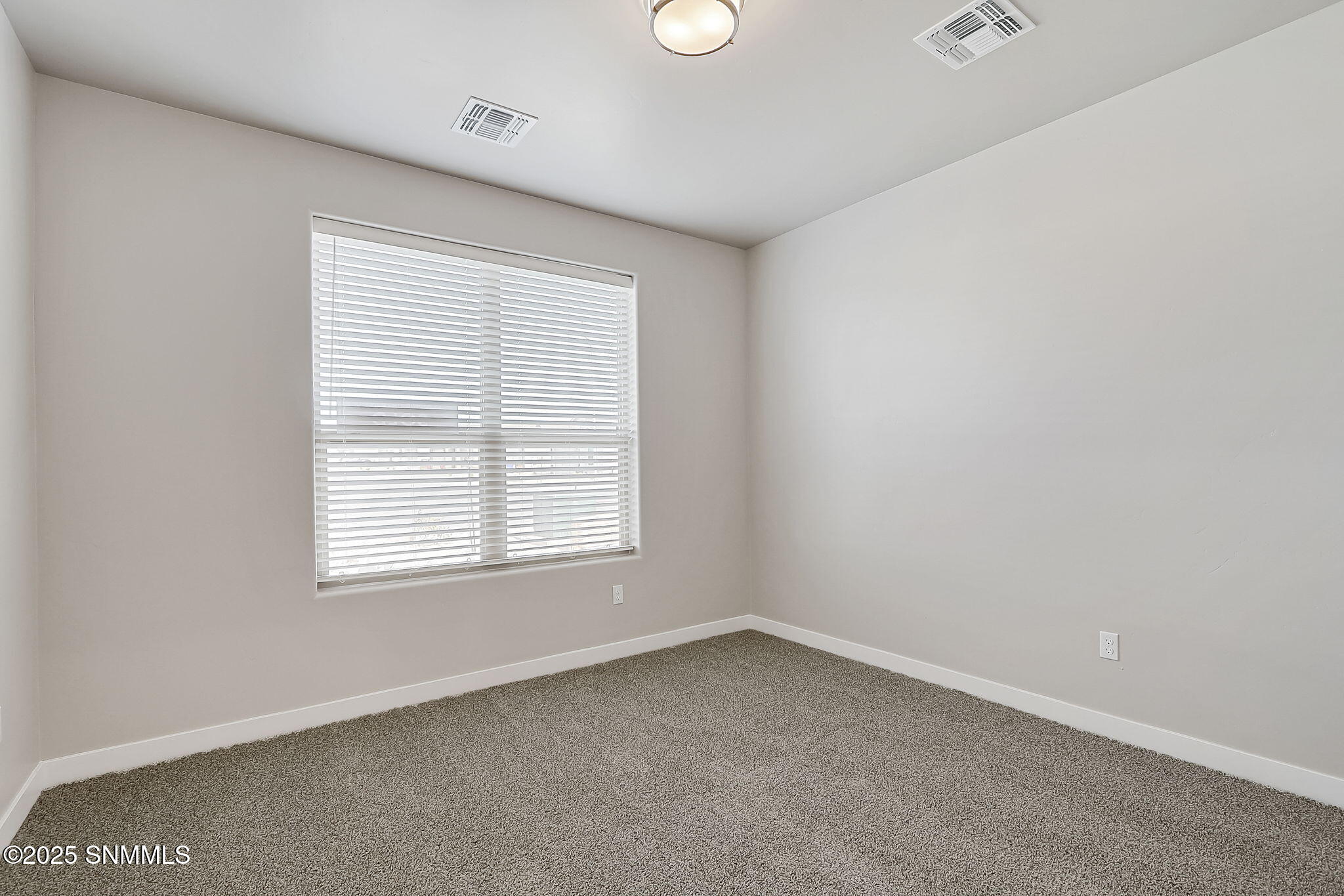 2982 Prado Del Sol Avenue Property Photo 5