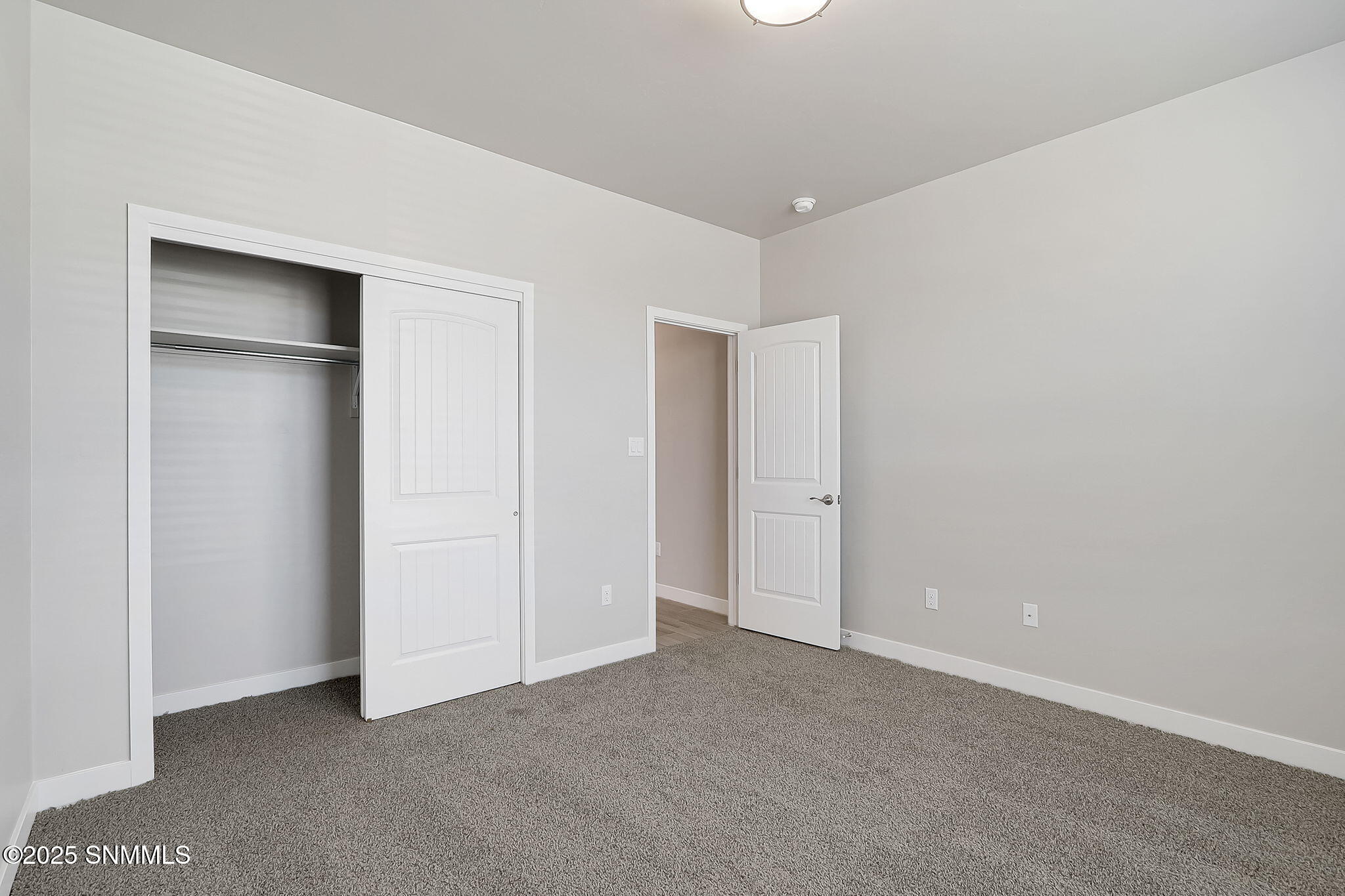2982 Prado Del Sol Avenue Property Photo 6