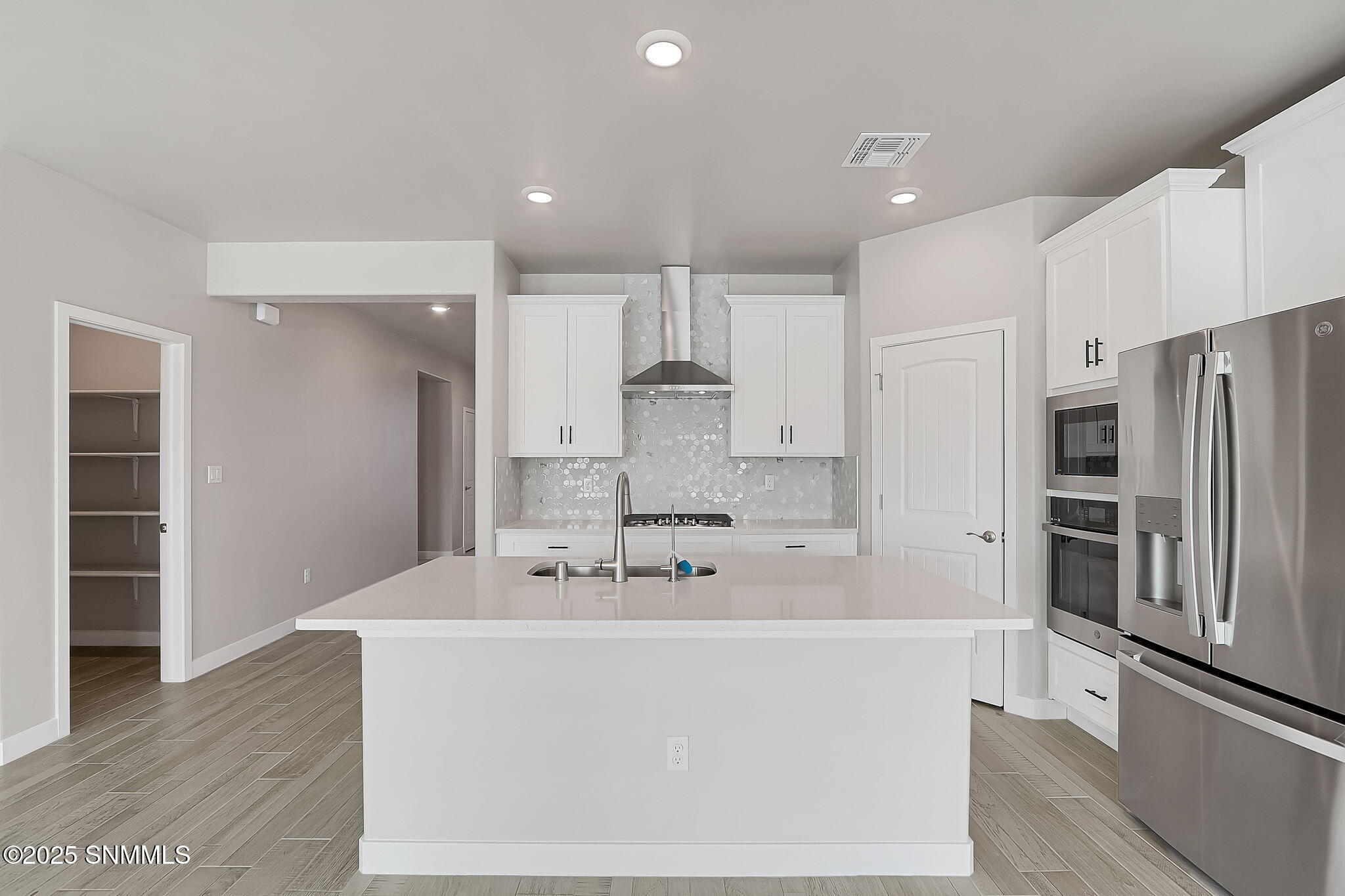 2982 Prado Del Sol Avenue Property Photo 17