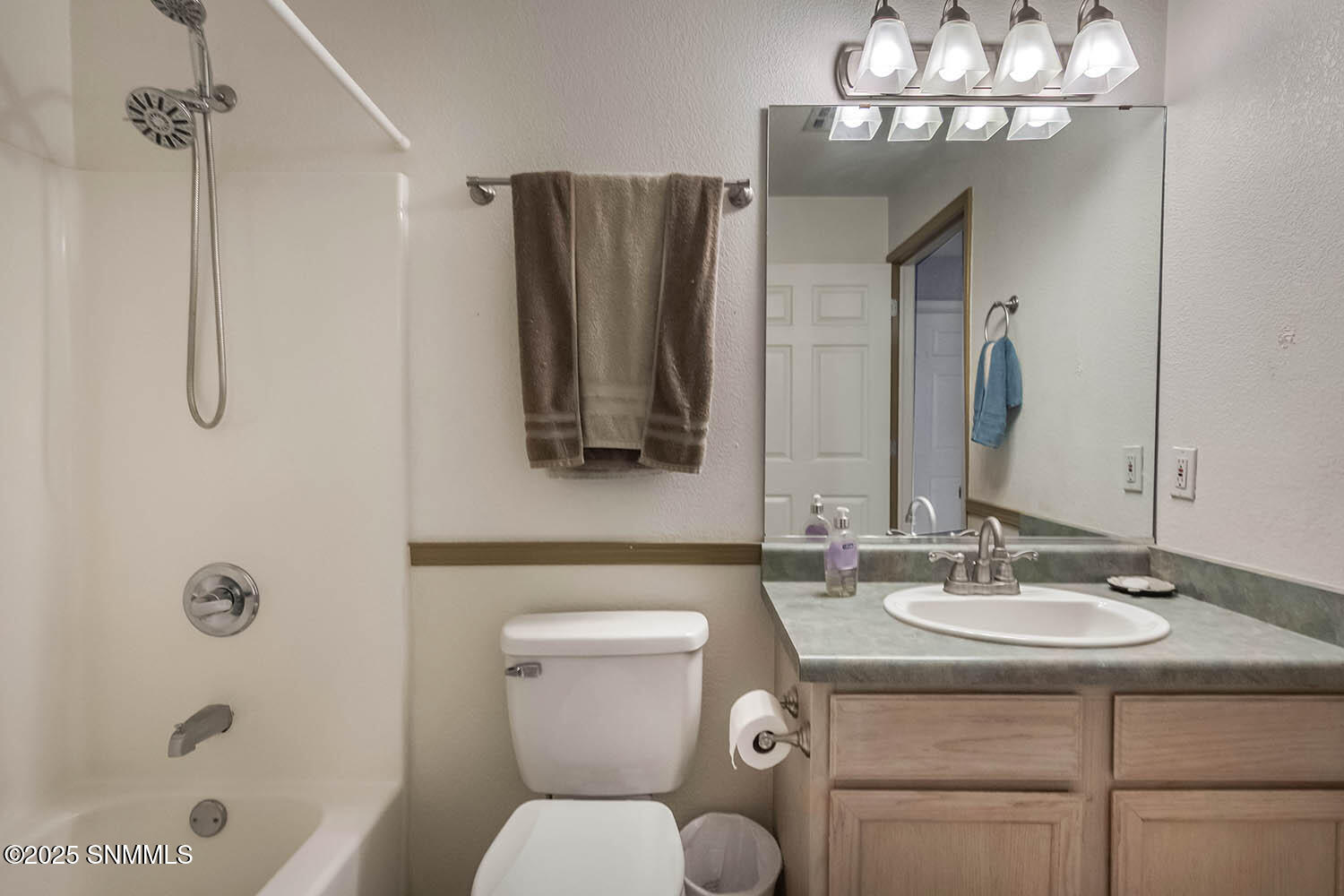 605 Vista Del Sol Place Property Photo 28