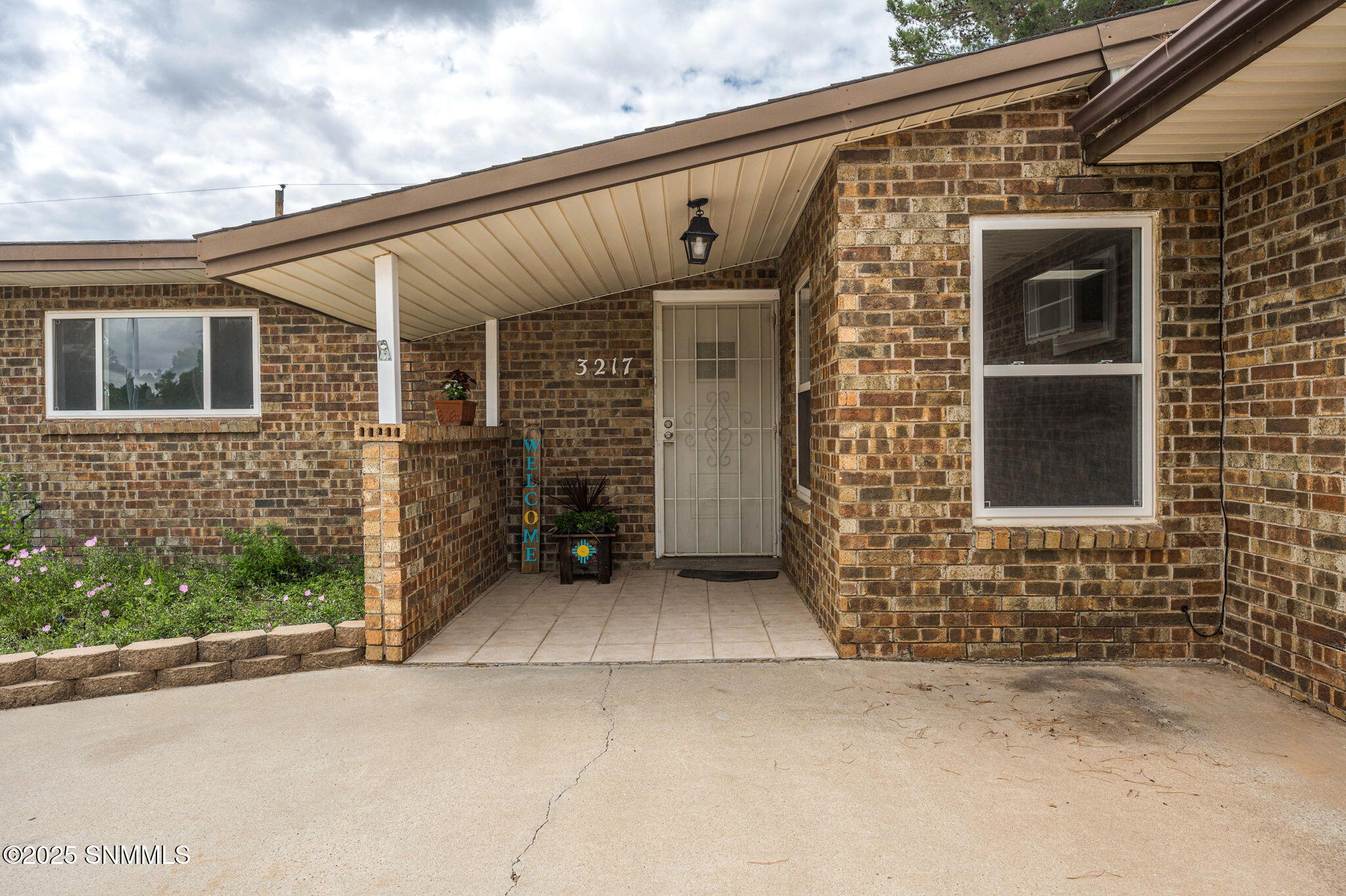 3217 Fairway Drive Property Photo 1