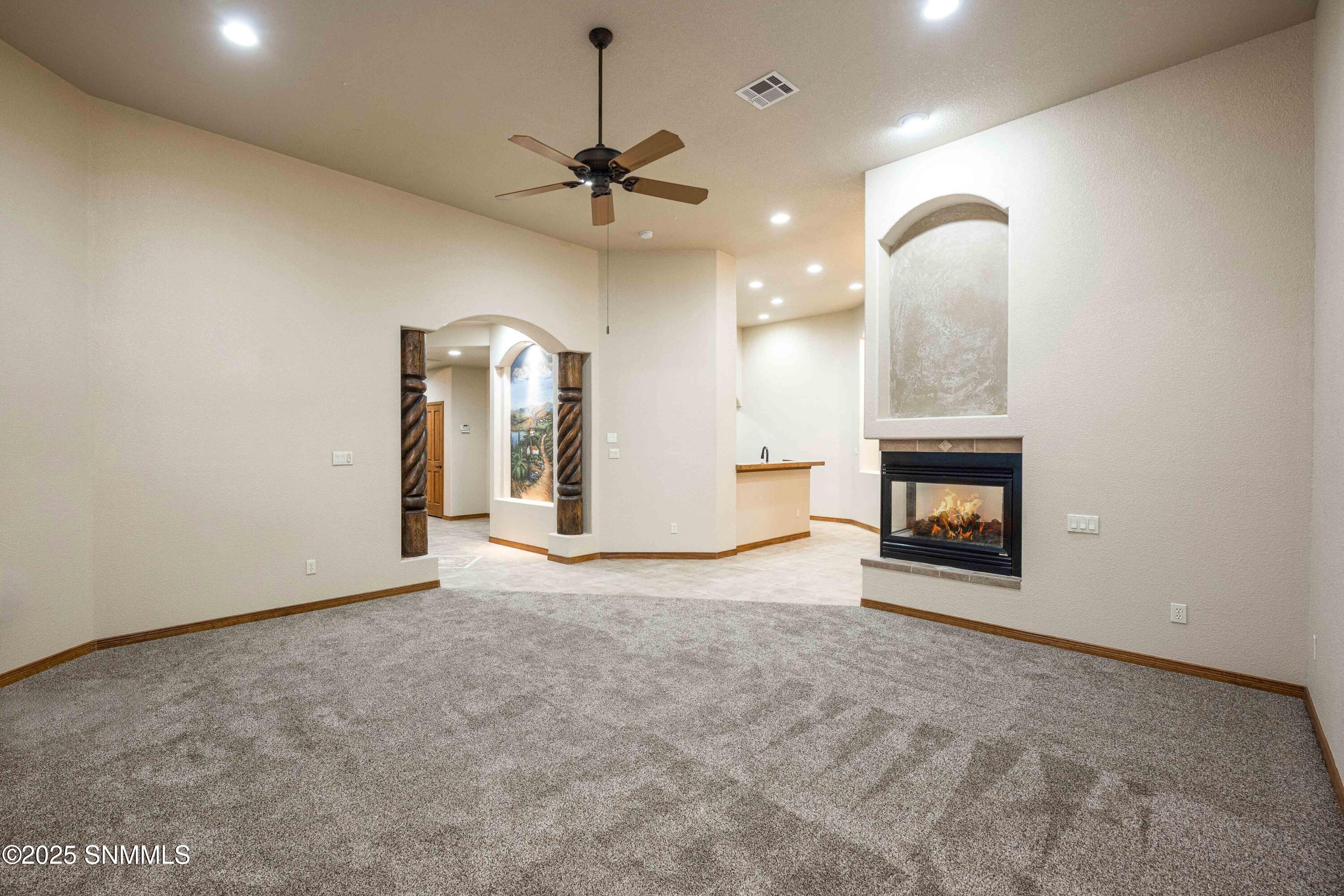 1901 Lone Tree Lane Property Photo 11