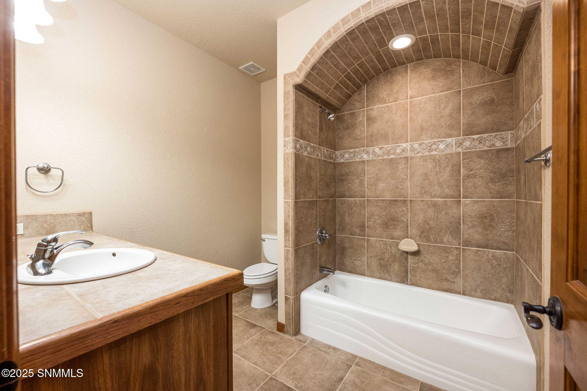 1901 Lone Tree Lane Property Photo 36