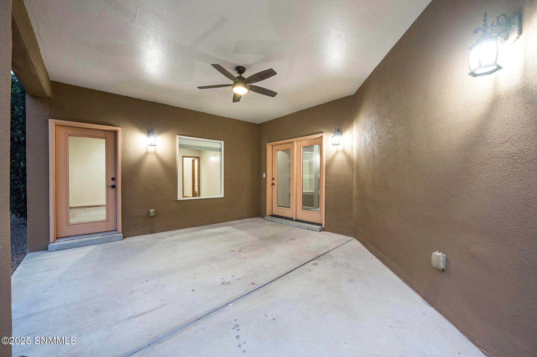 1901 Lone Tree Lane Property Photo 42