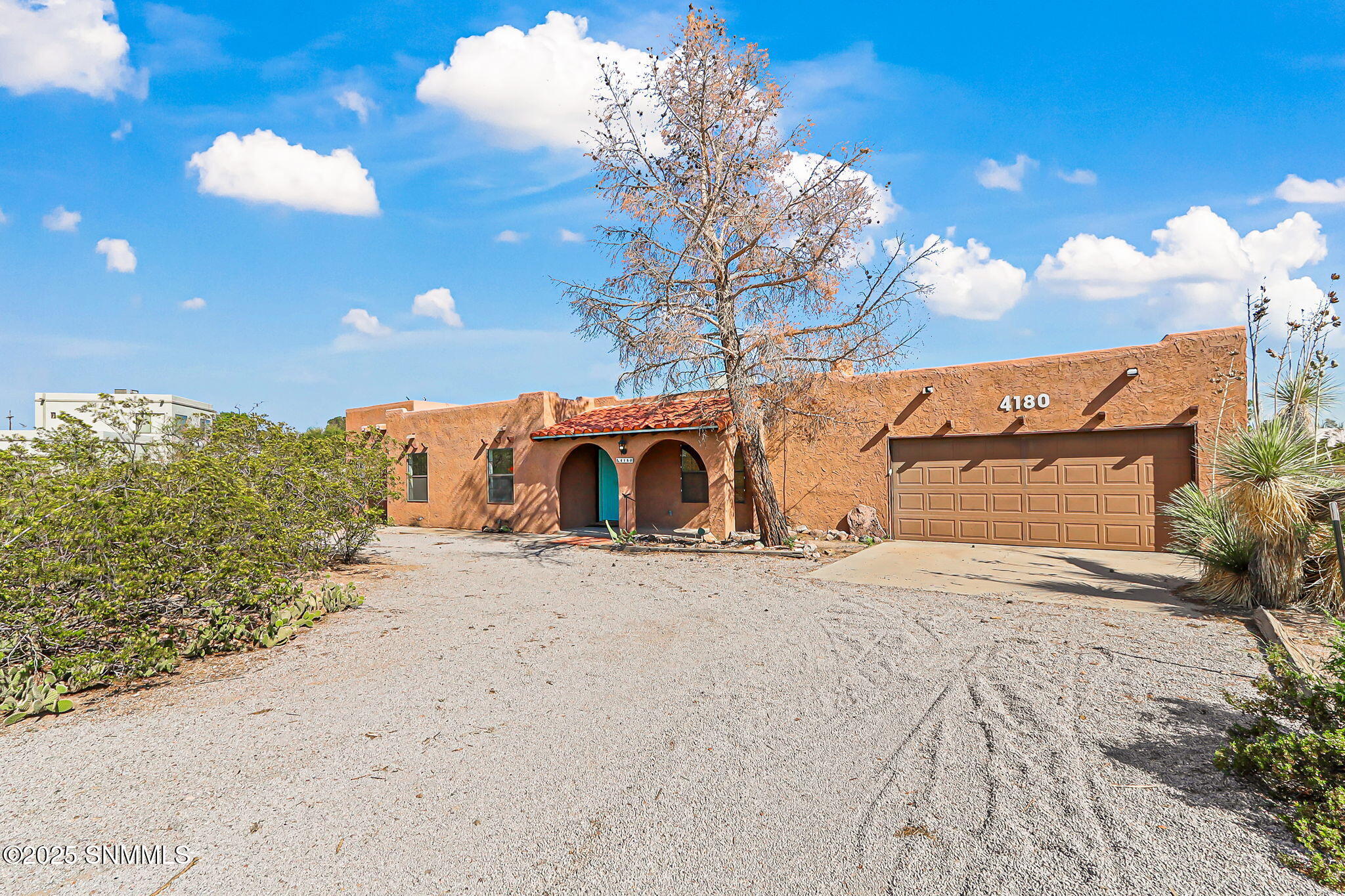 4180 Tellbrook Road Property Photo 1