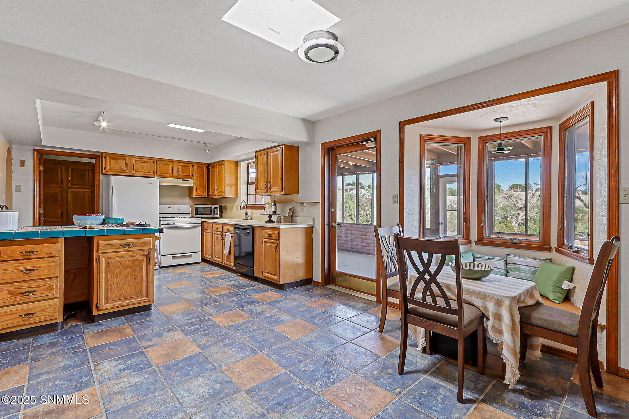 4180 Tellbrook Road Property Photo 10