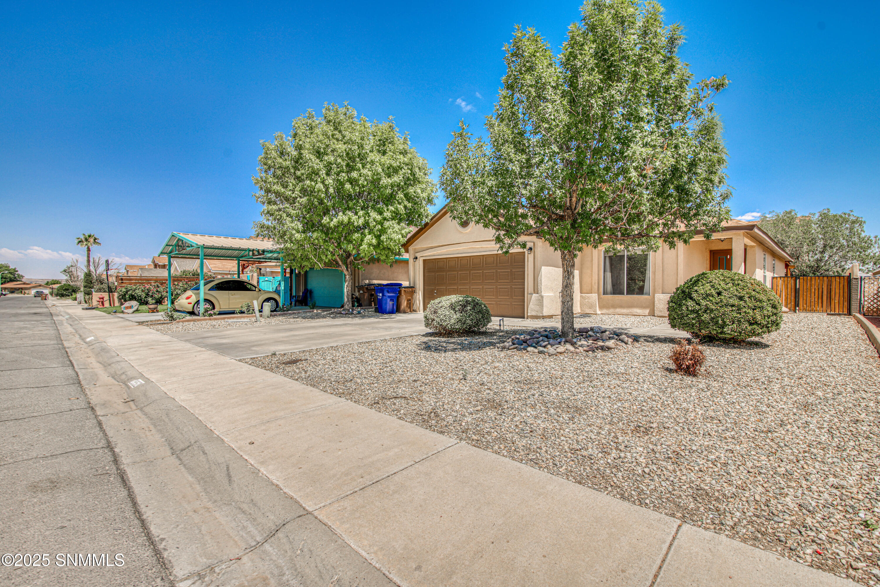 2952 Onate Road Property Photo 3