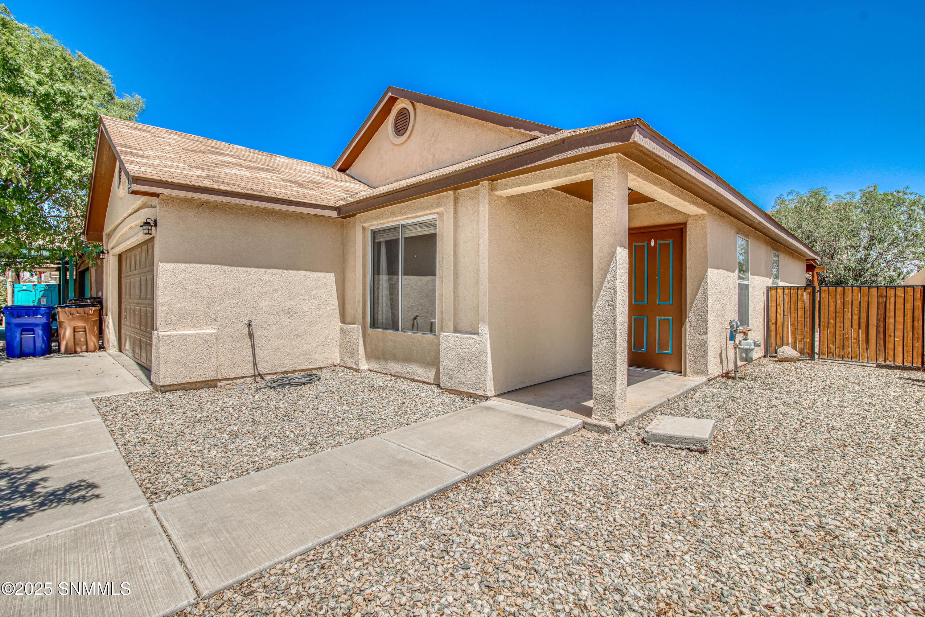 2952 Onate Road Property Photo 5