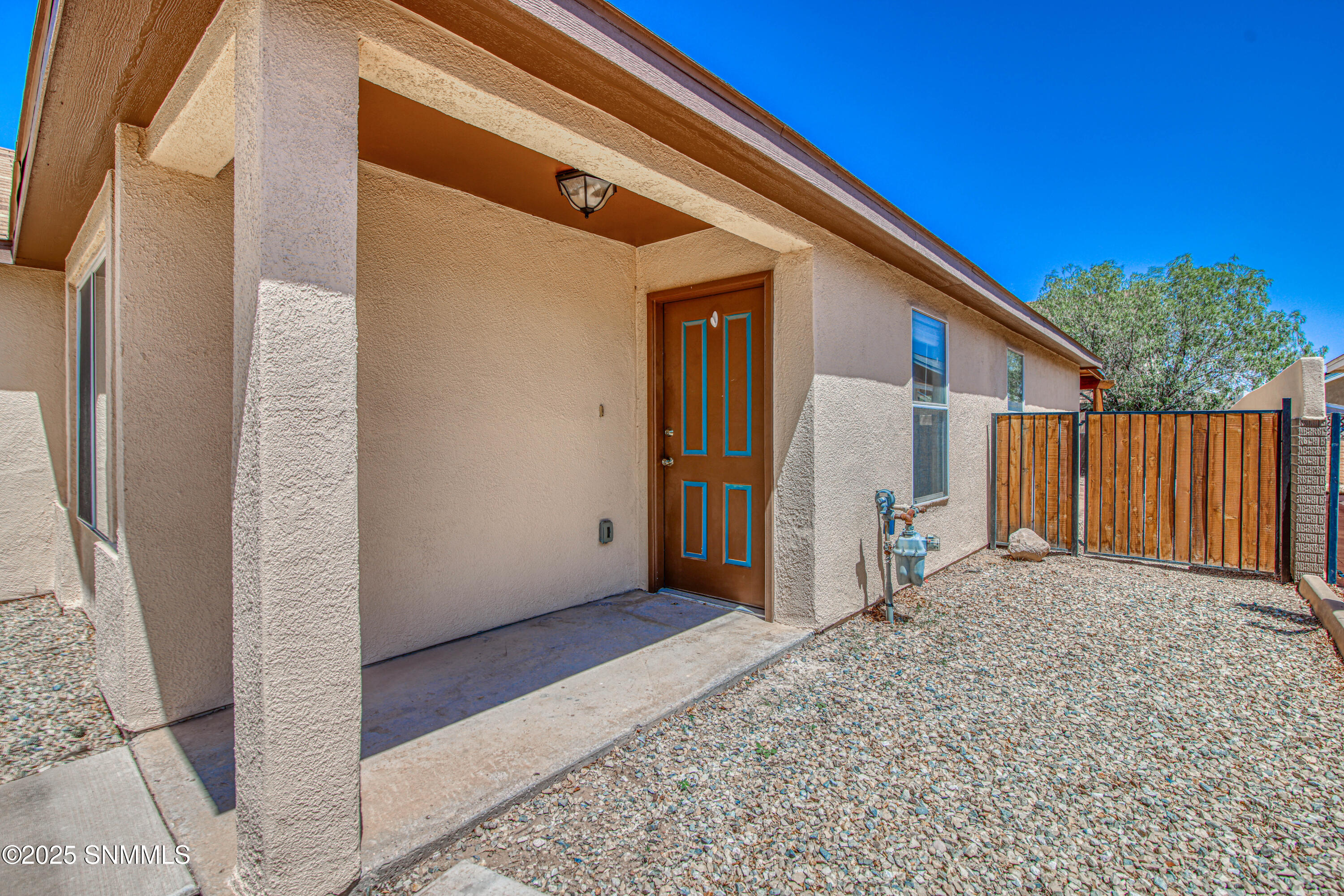 2952 Onate Road Property Photo 6