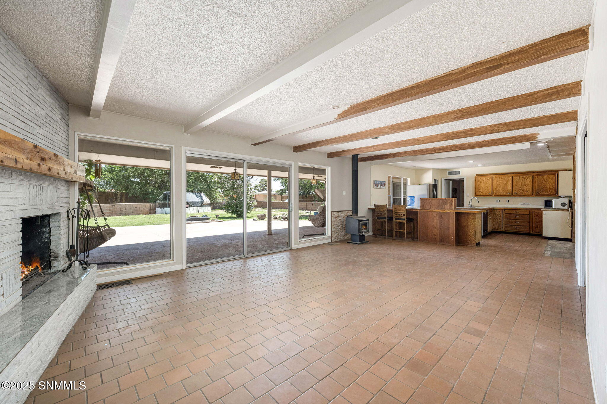 6801 S Main Street Property Photo 5